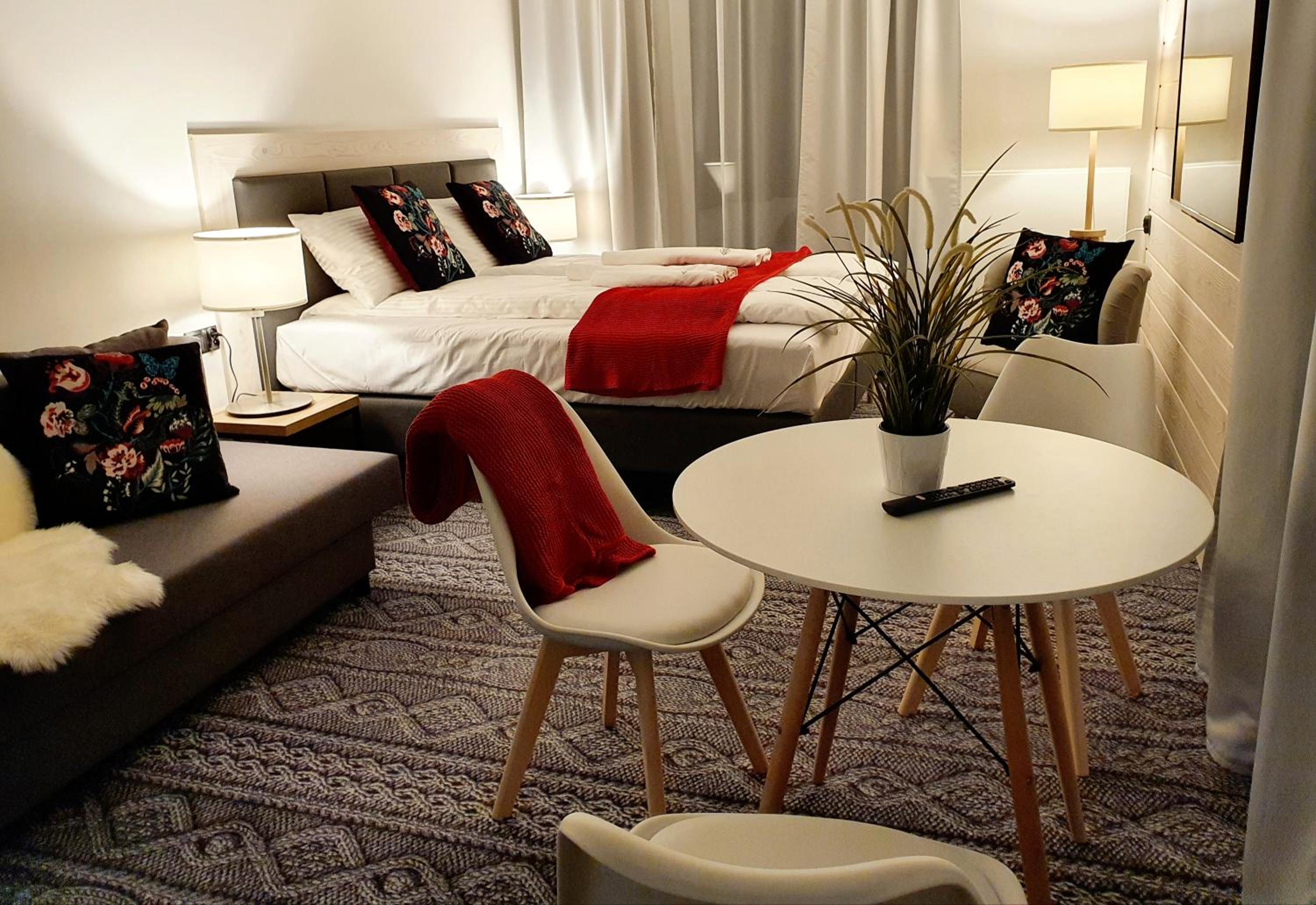 Studio Apartment