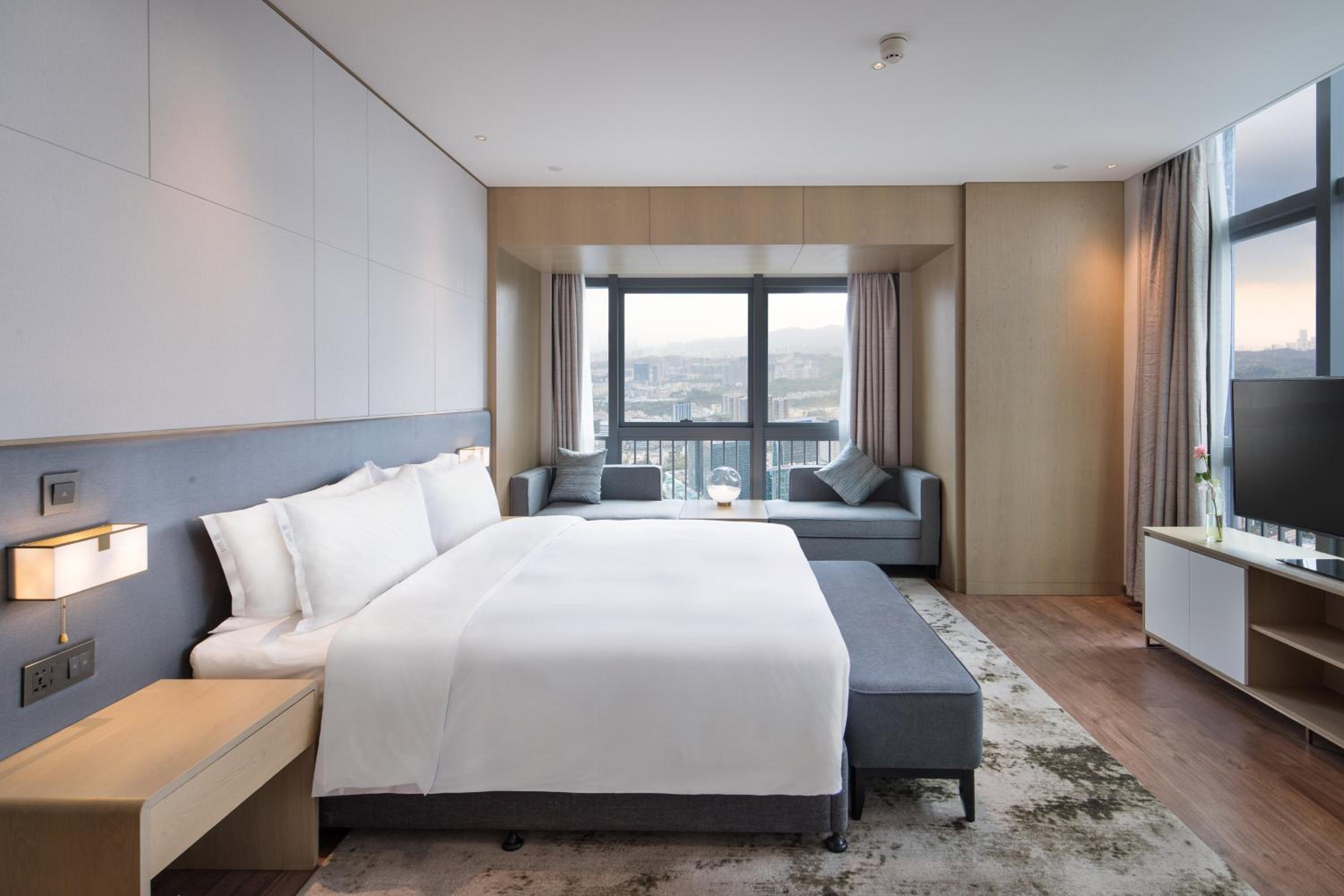 King Suite - Photo 5