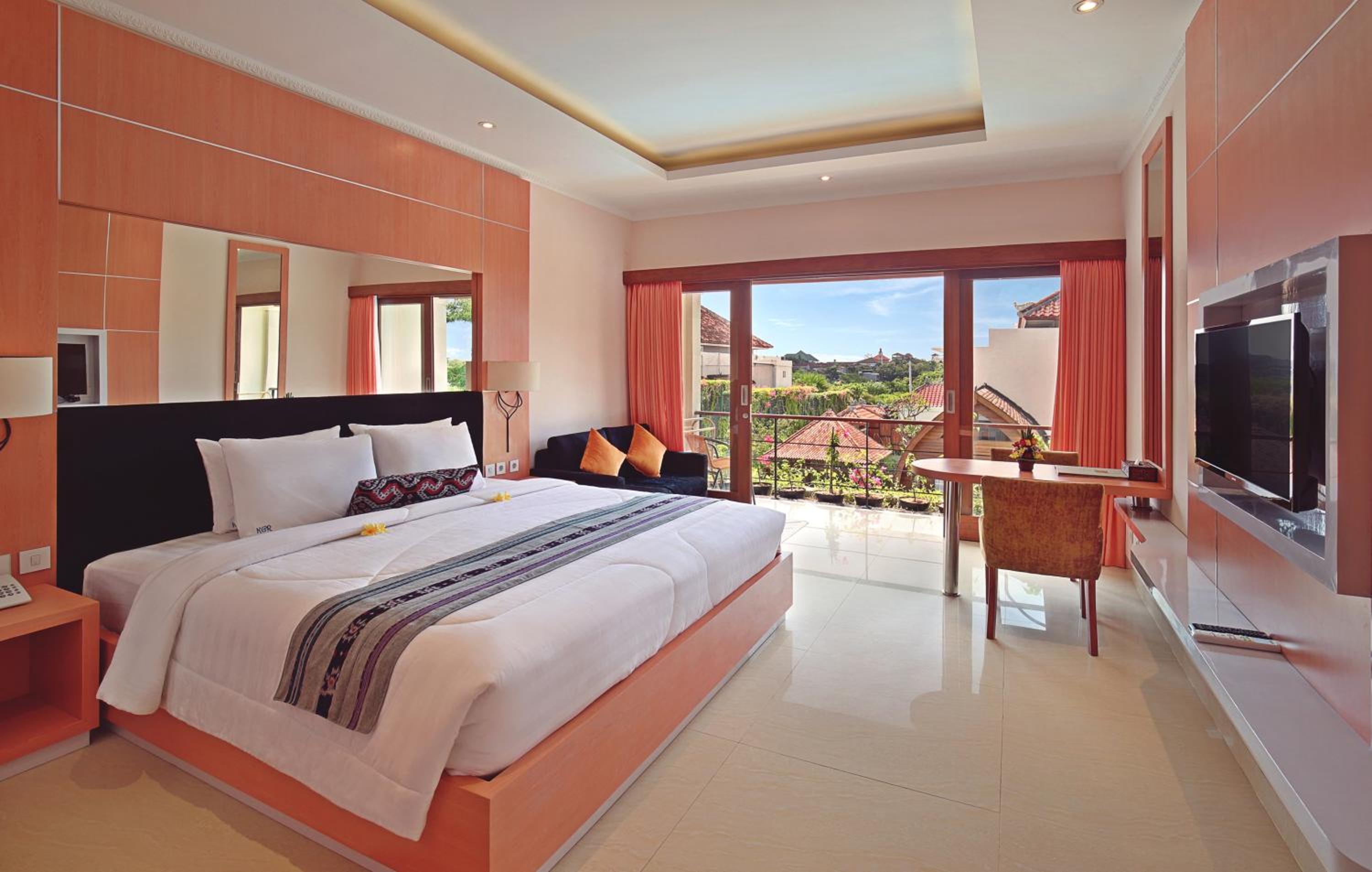 Suite with Balcony - Photo 1