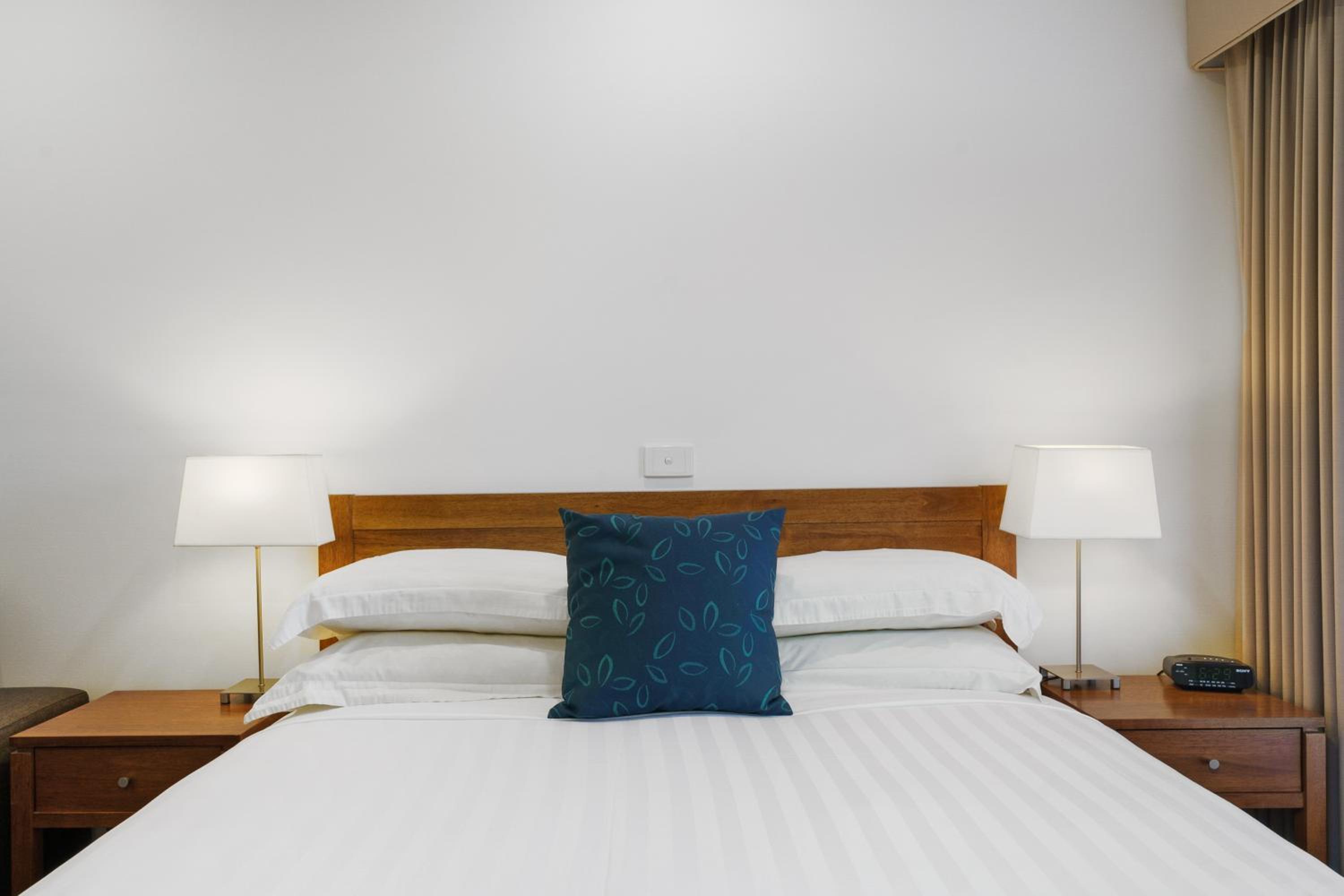 Standard Queen Room photo 2