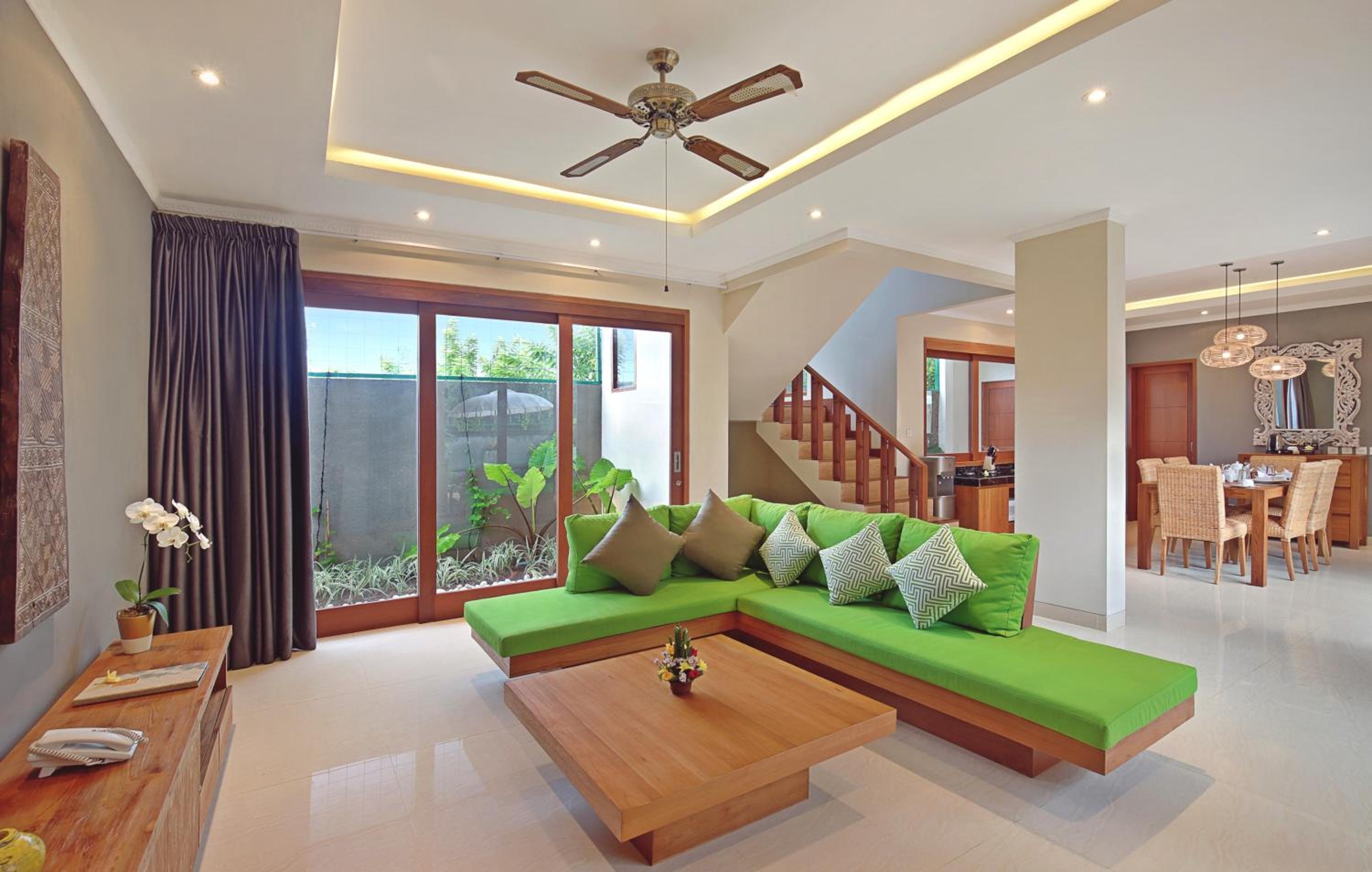 Three-Bedroom Villa - Photo 5