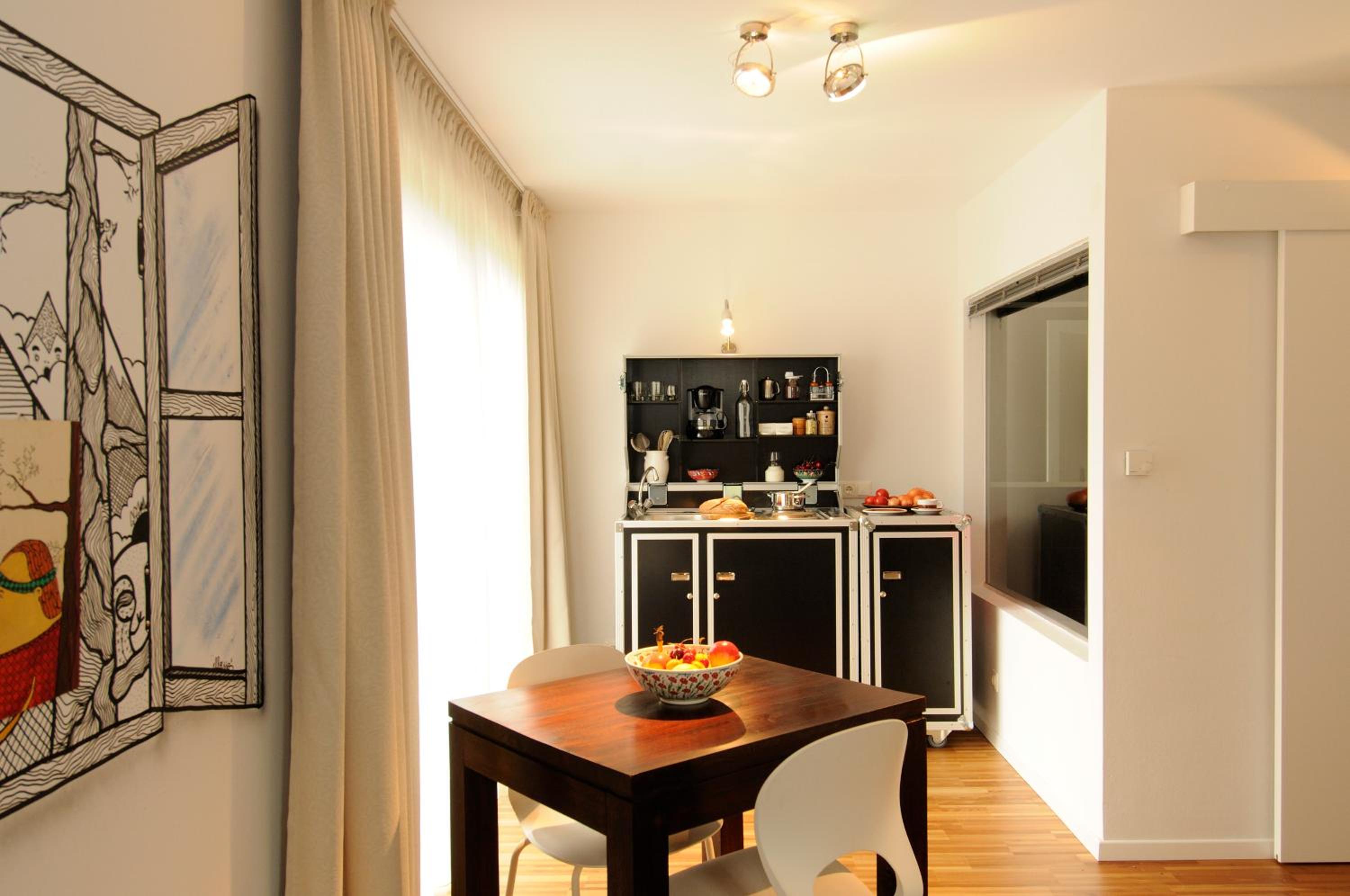 Three-Bedroom House photo 2