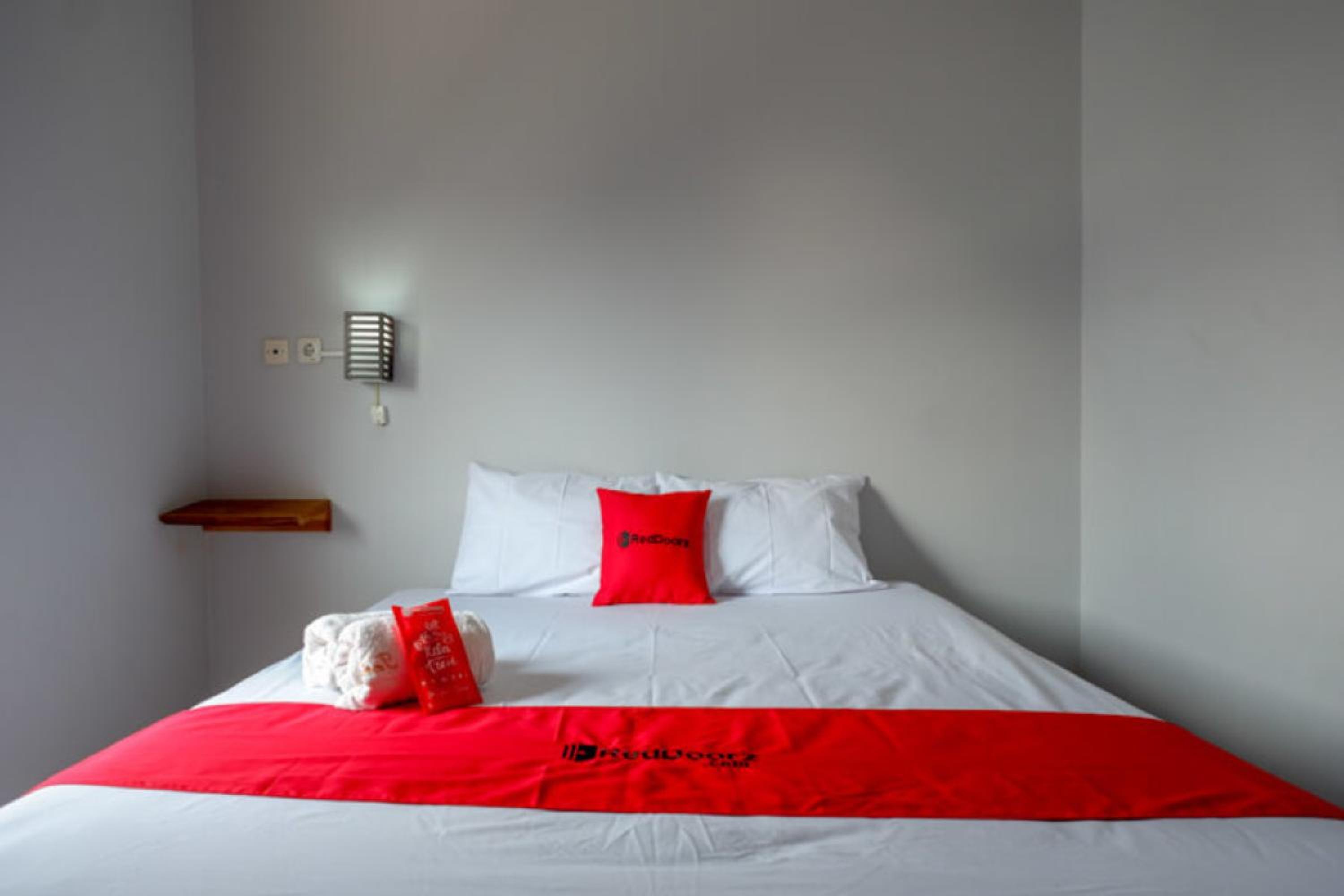 Double Room - Photo 3