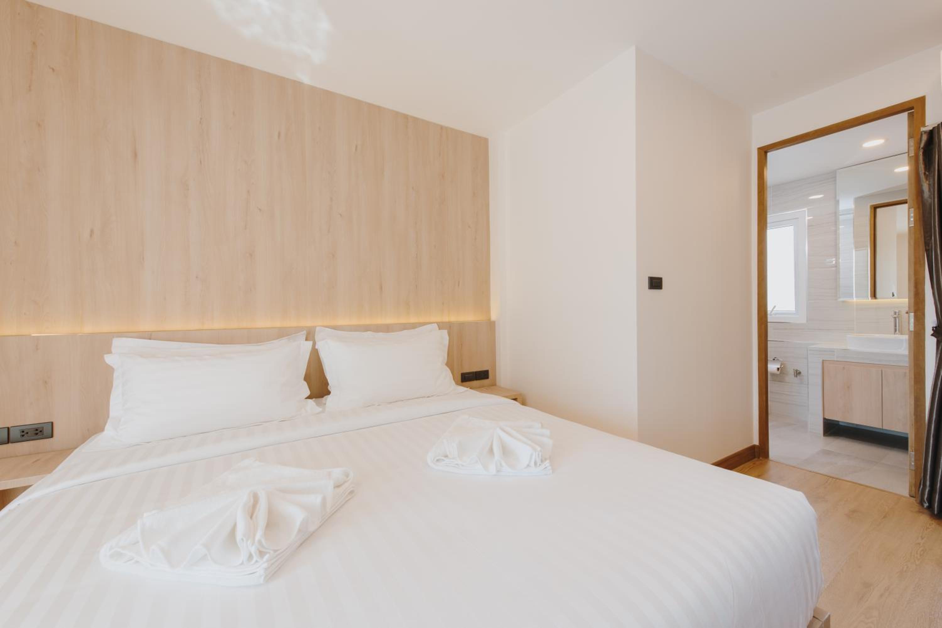 Superior Double Room - Photo 2