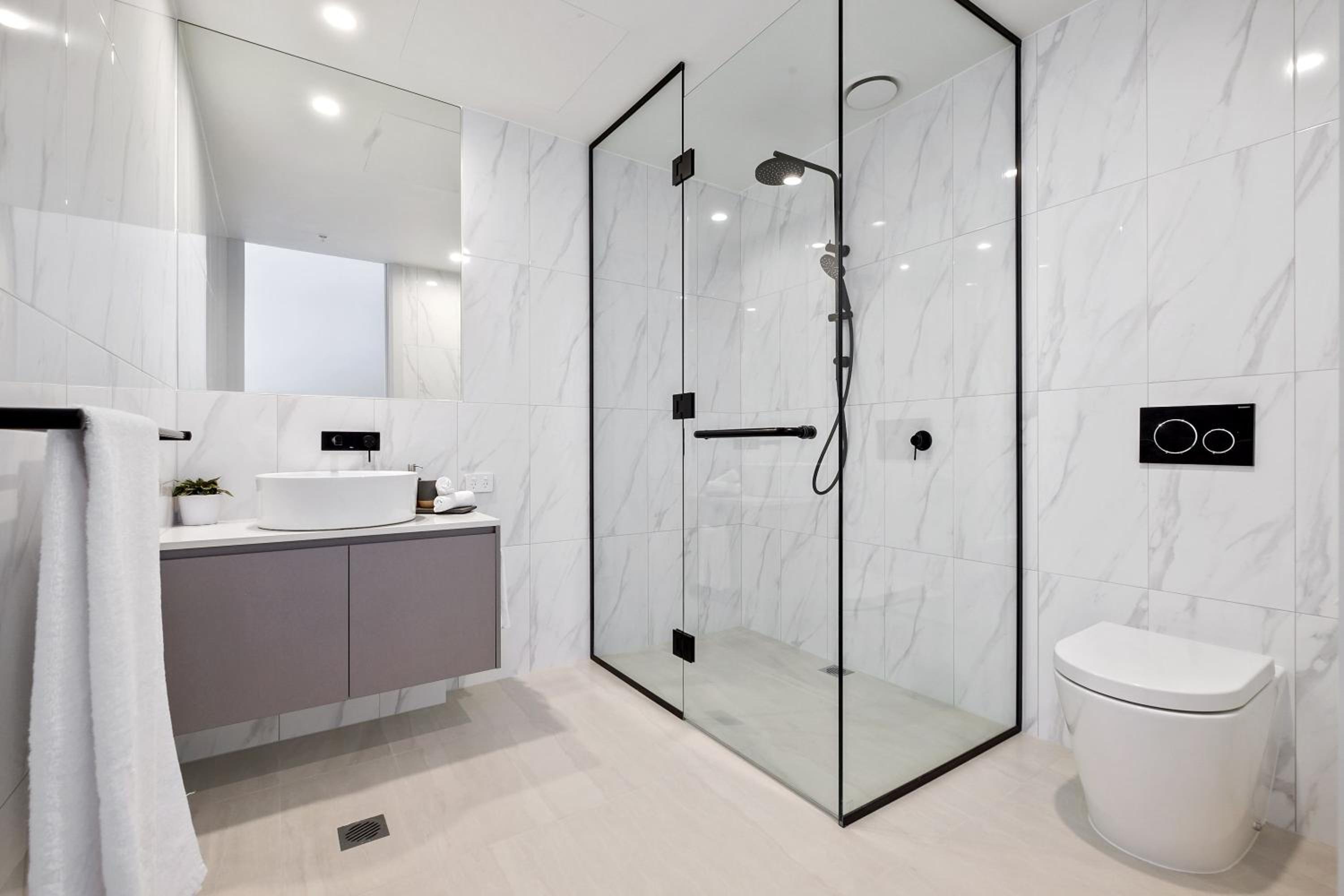 Penthouse Apartment - Photo 7