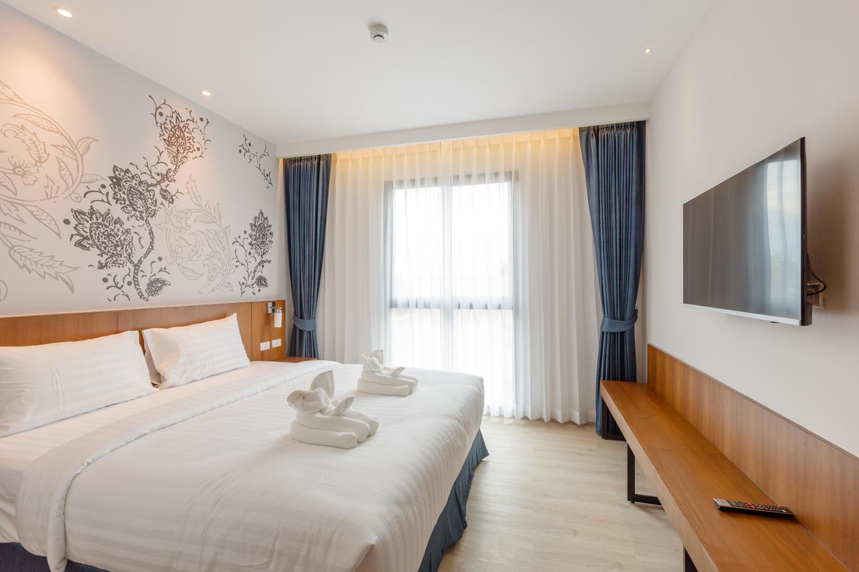 Budget Double Room photo 3