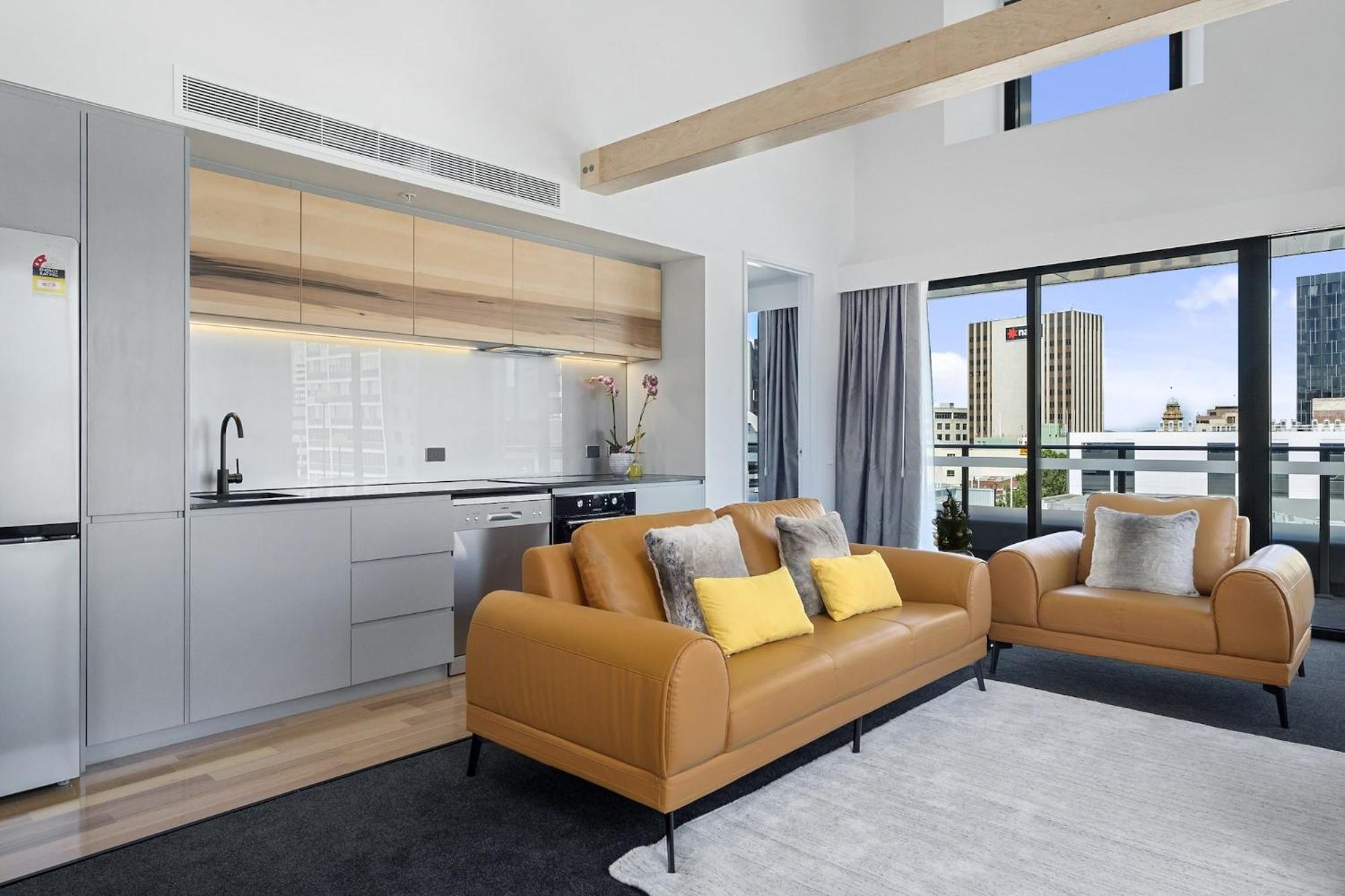 Penthouse Apartment - Photo 9