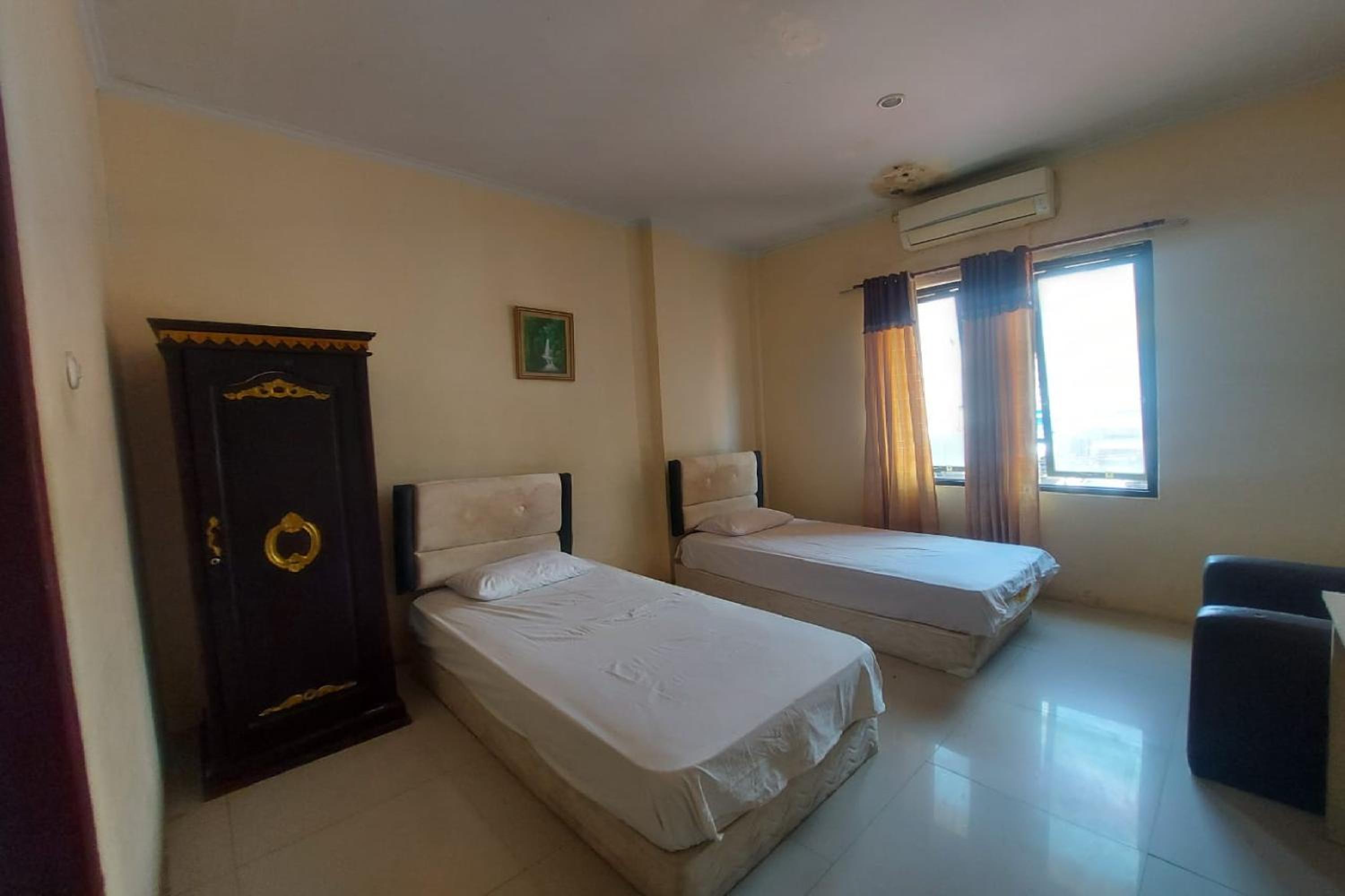 Twin Room - Photo 6