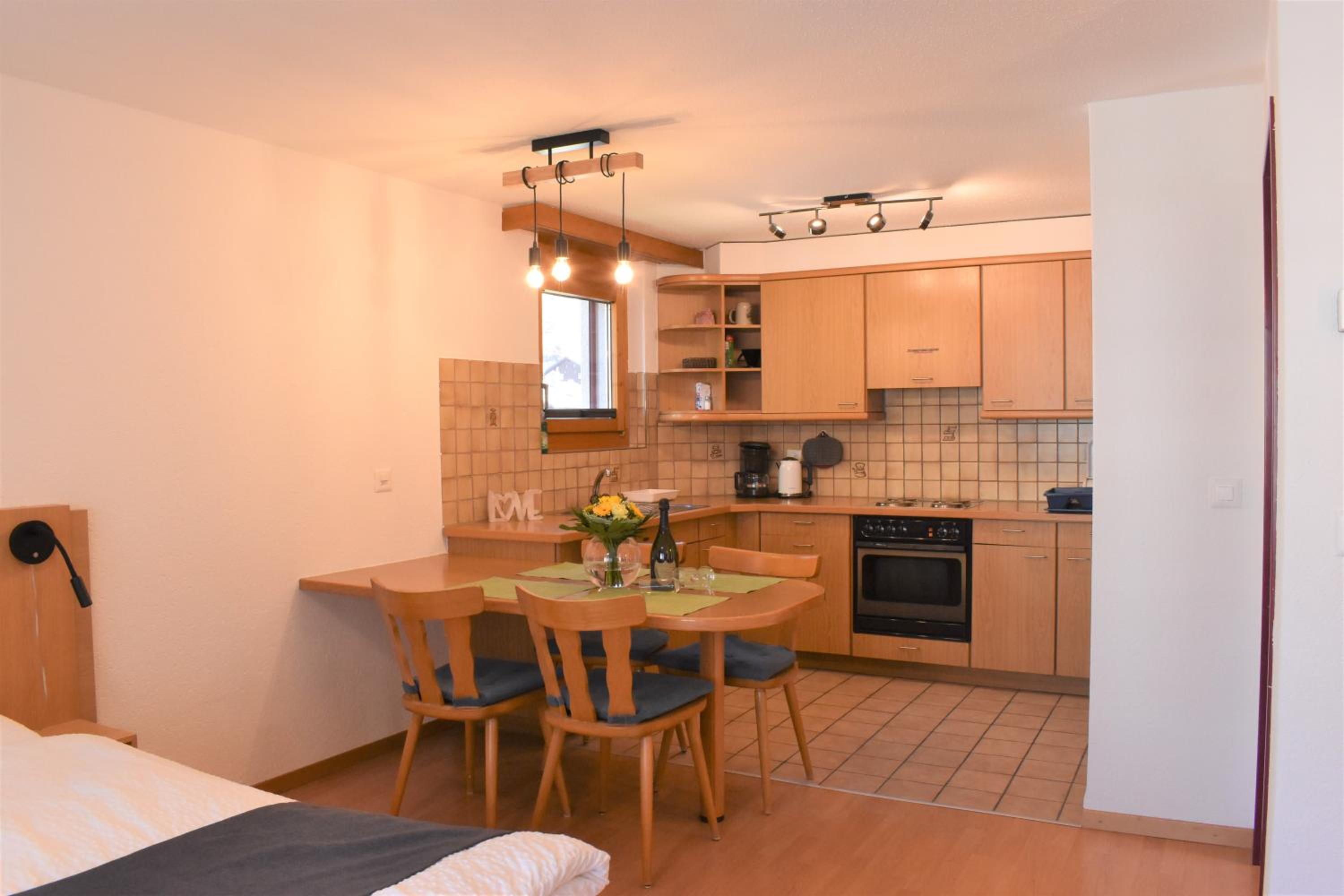 One-Bedroom Apartment with Balcony photo 3