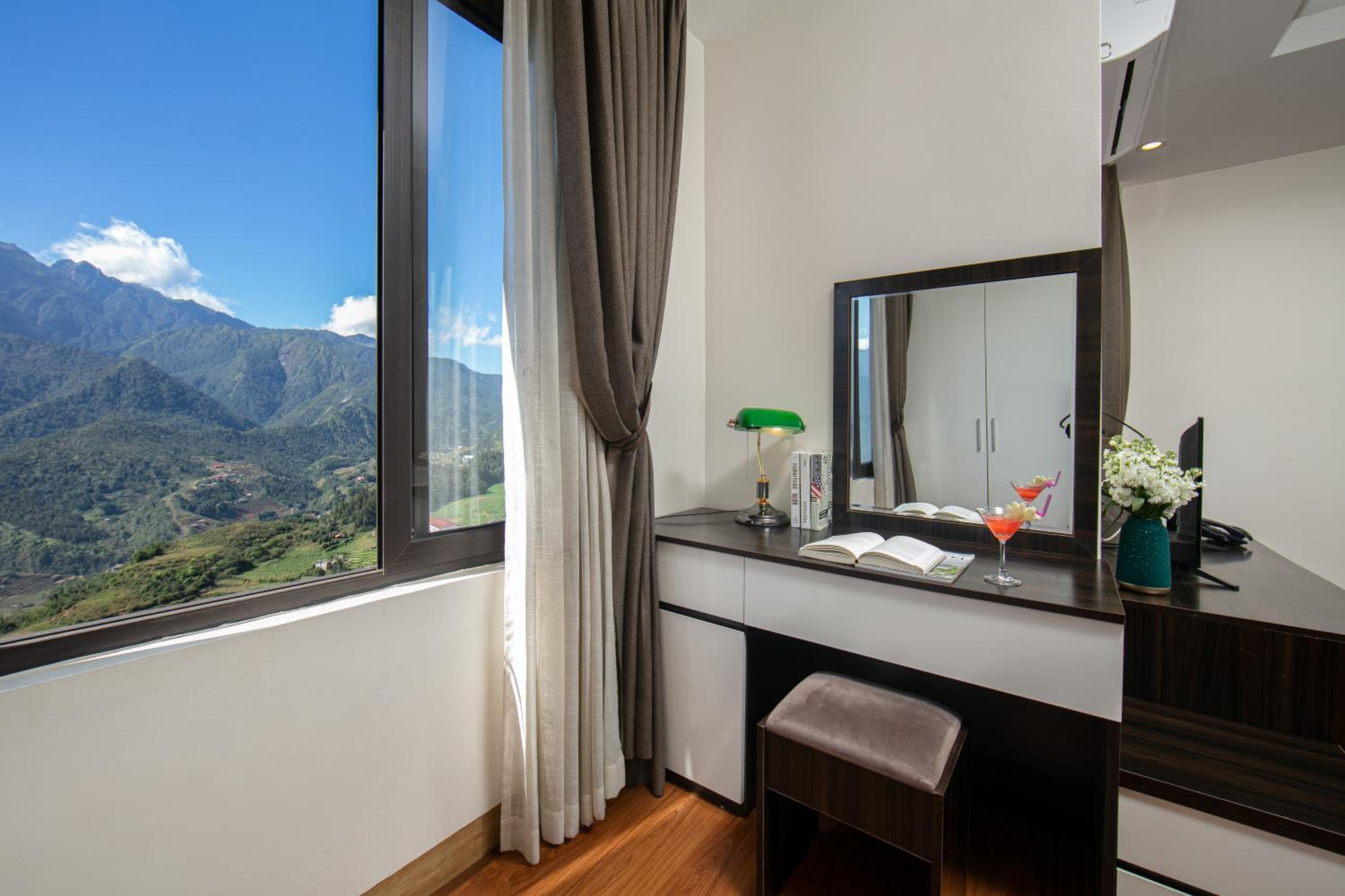 Family Suite with Balcony photo 3