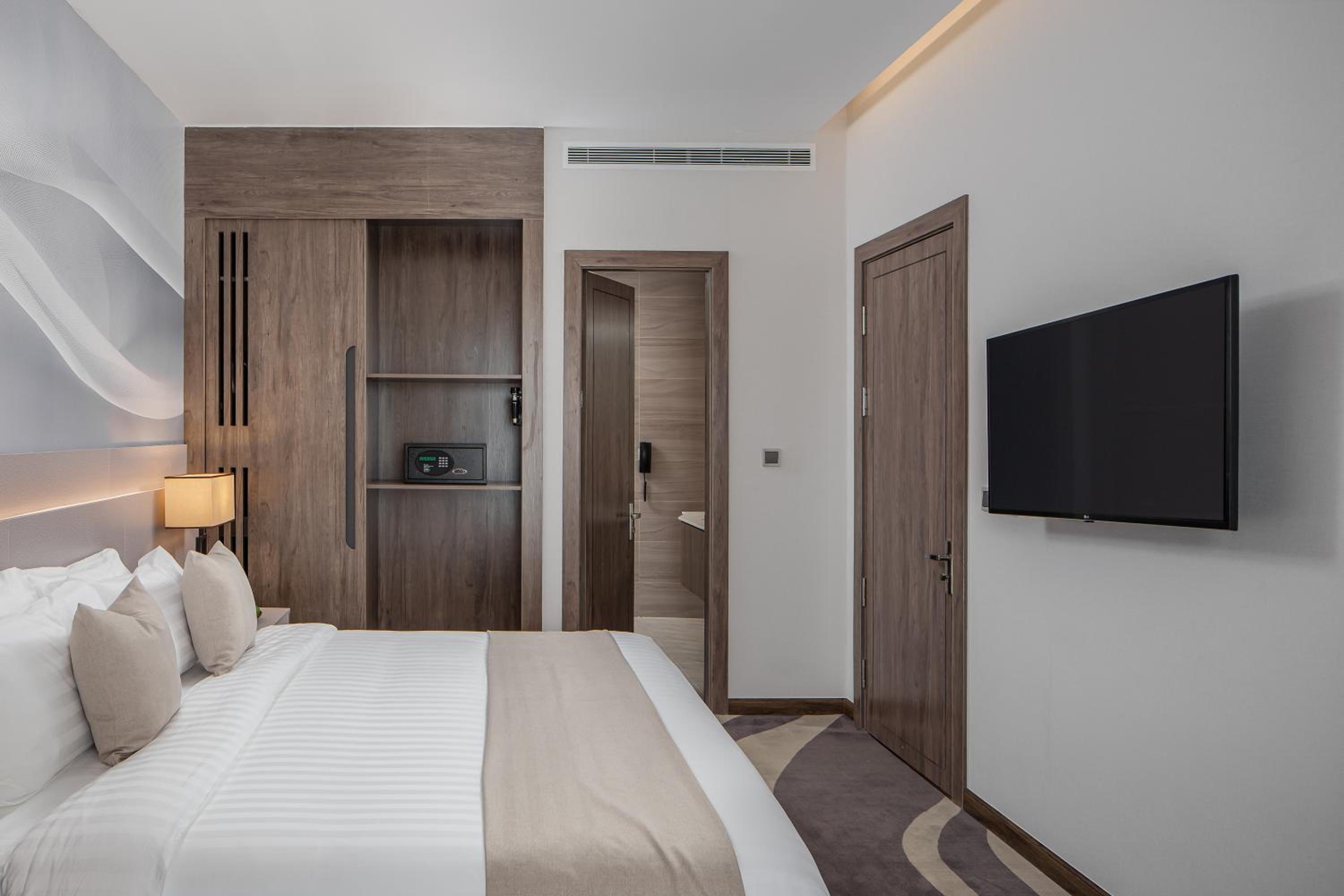 Sensory Suite - Photo 7