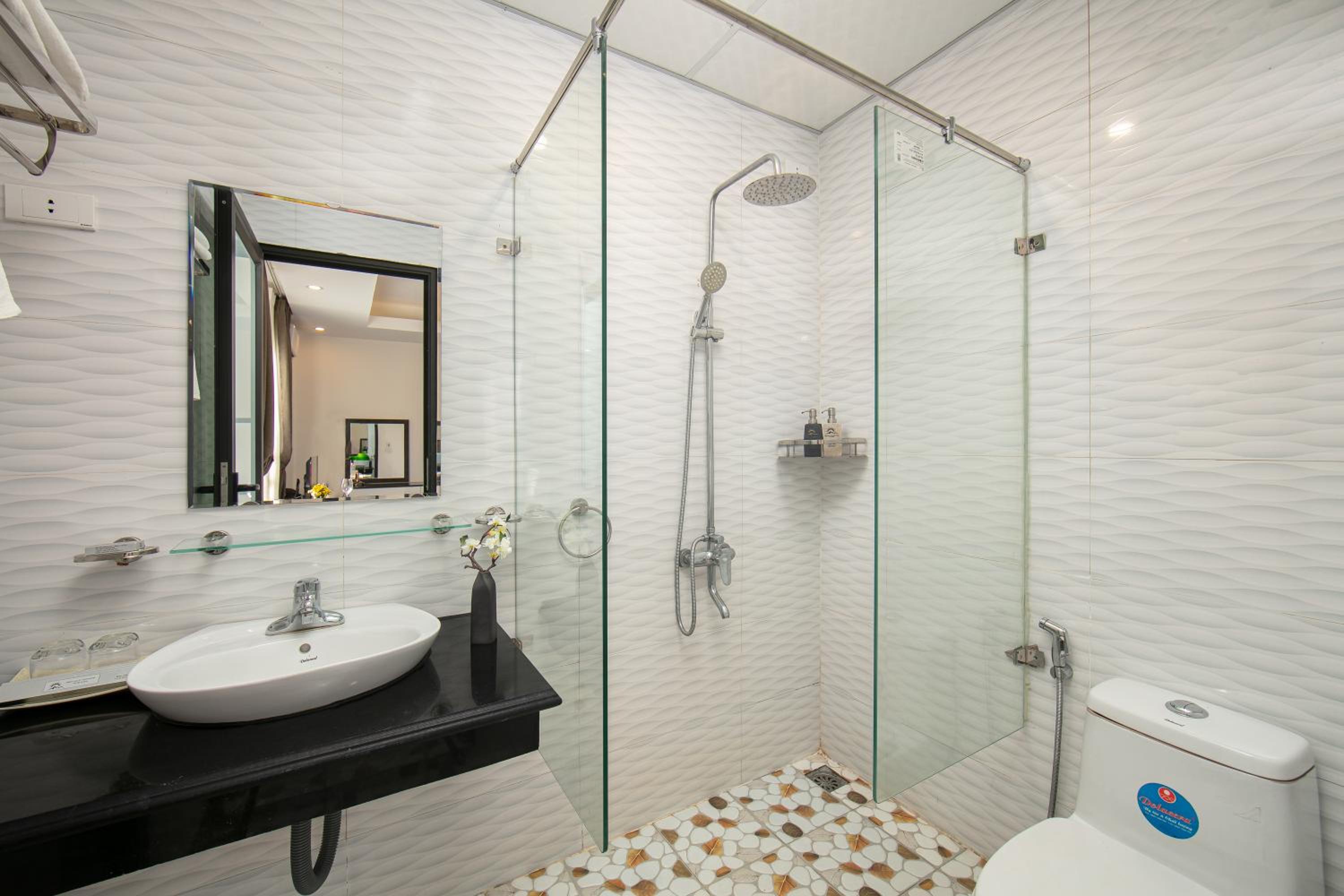 Standard Double Room - Photo 3