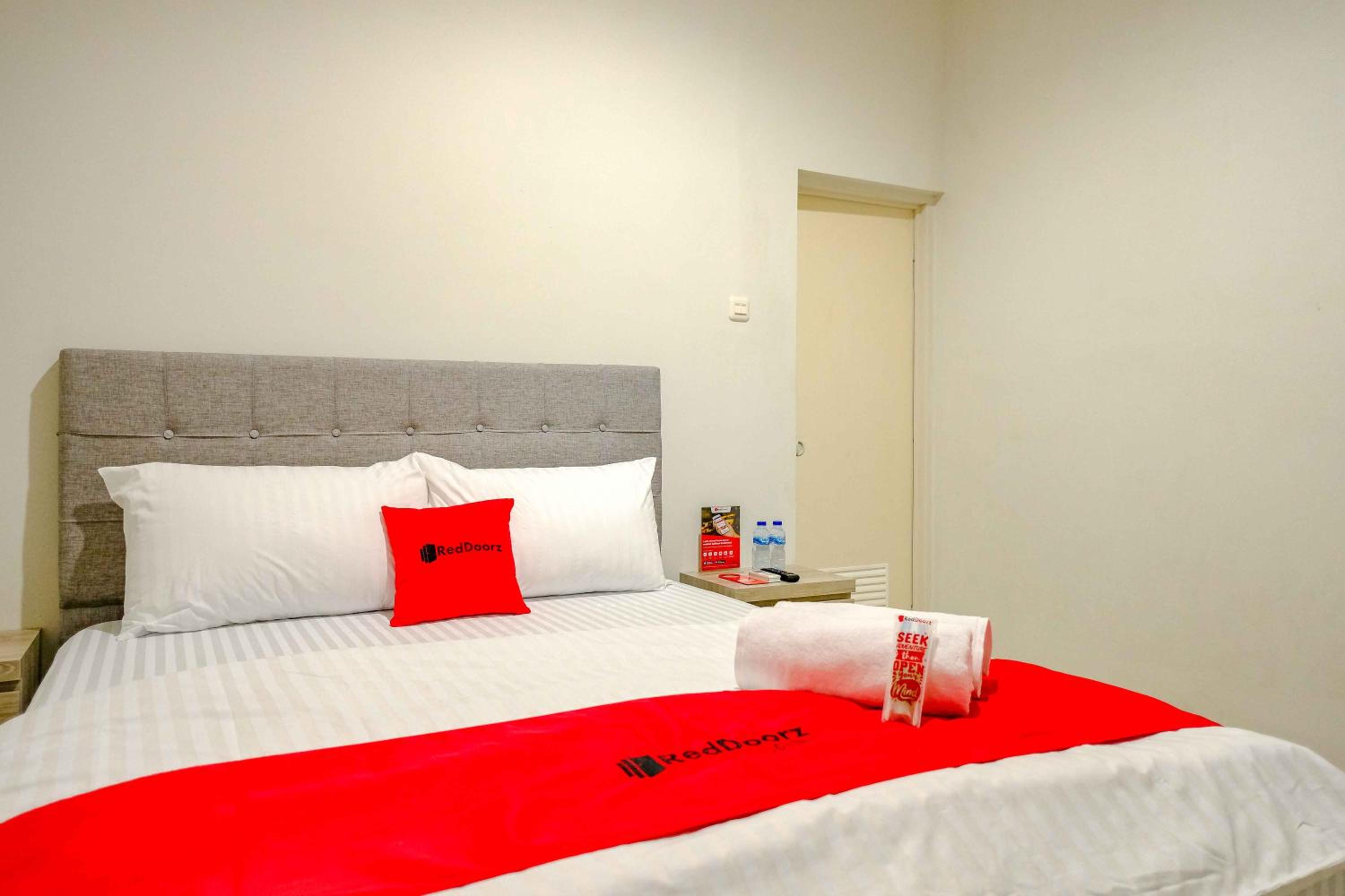 Standard Double Room - Photo 4