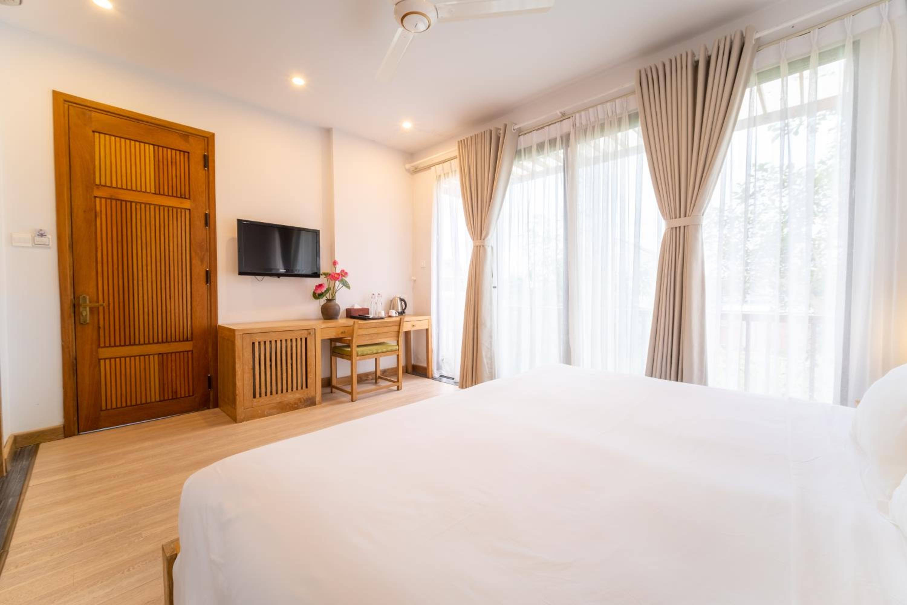 Superior Double or Twin Room photo 3