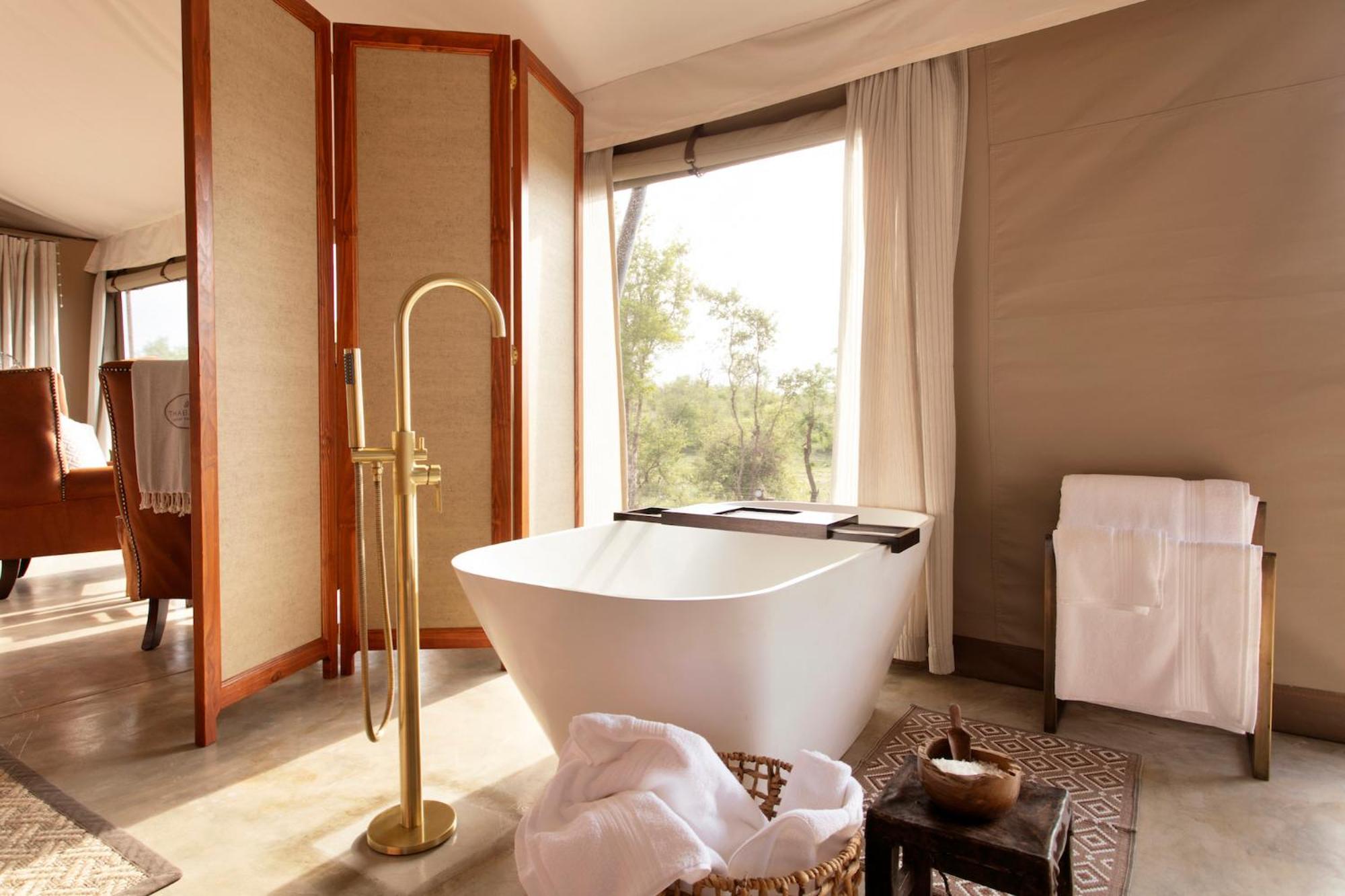 King Room with Lake View photo 3