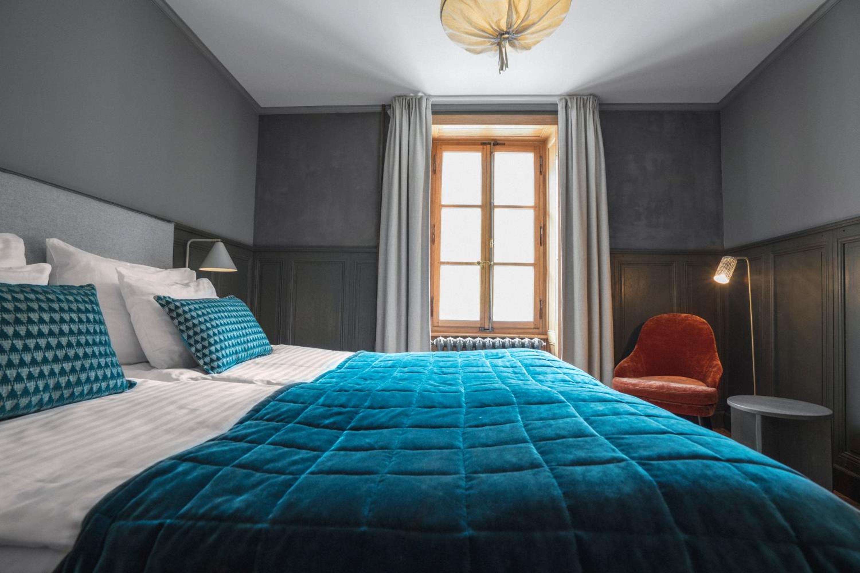 Twin Room with Mont Blanc View - Photo 2