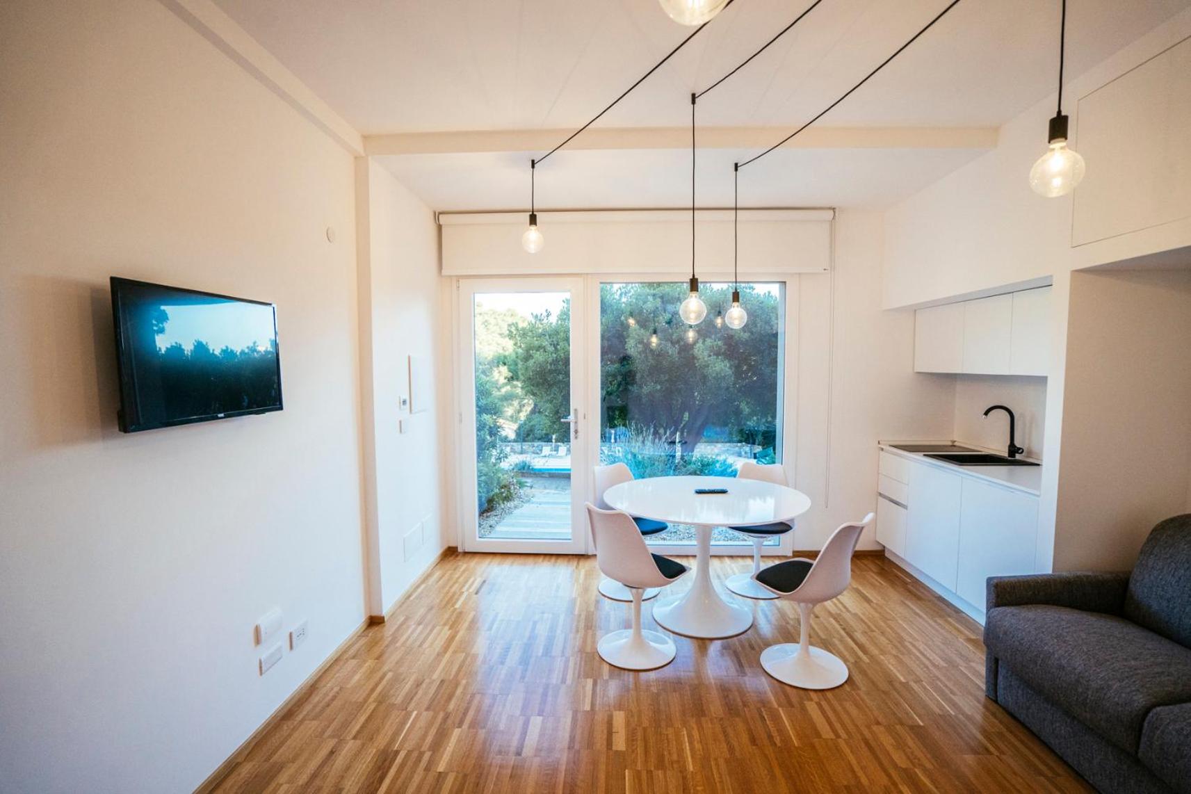 Apartment photo 3