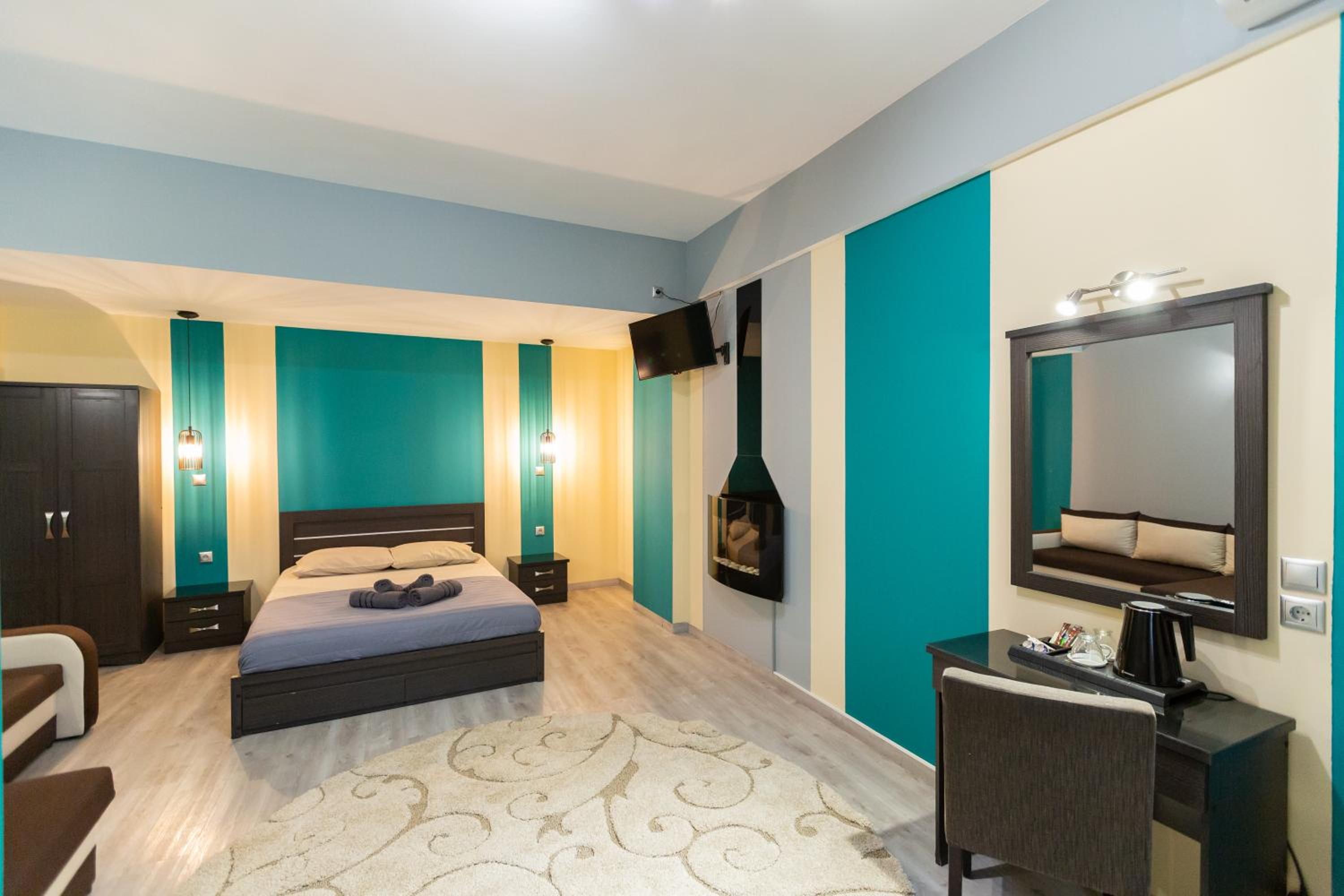 Studio Apartment photo 2