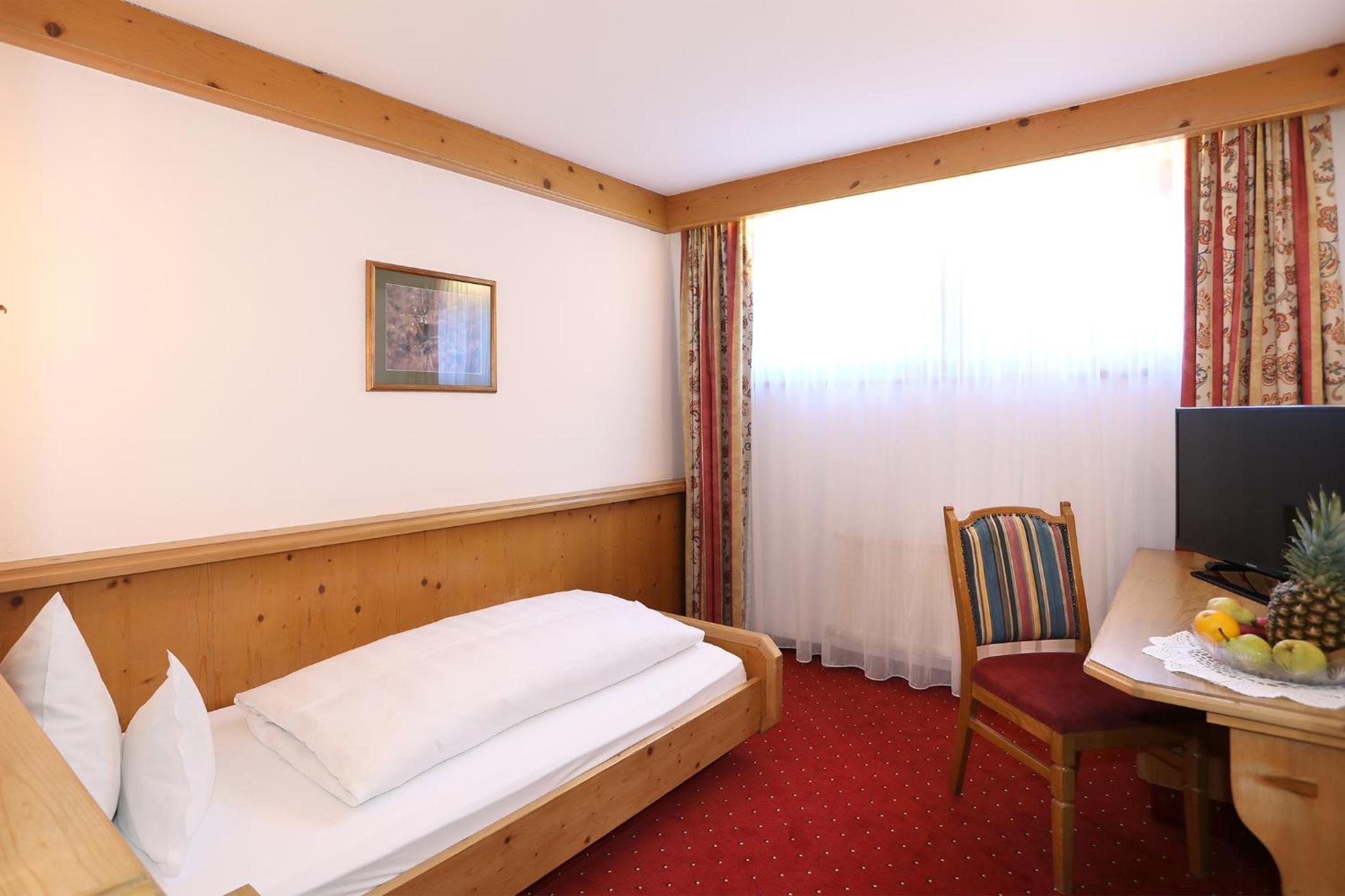 Standard Single Room photo 3