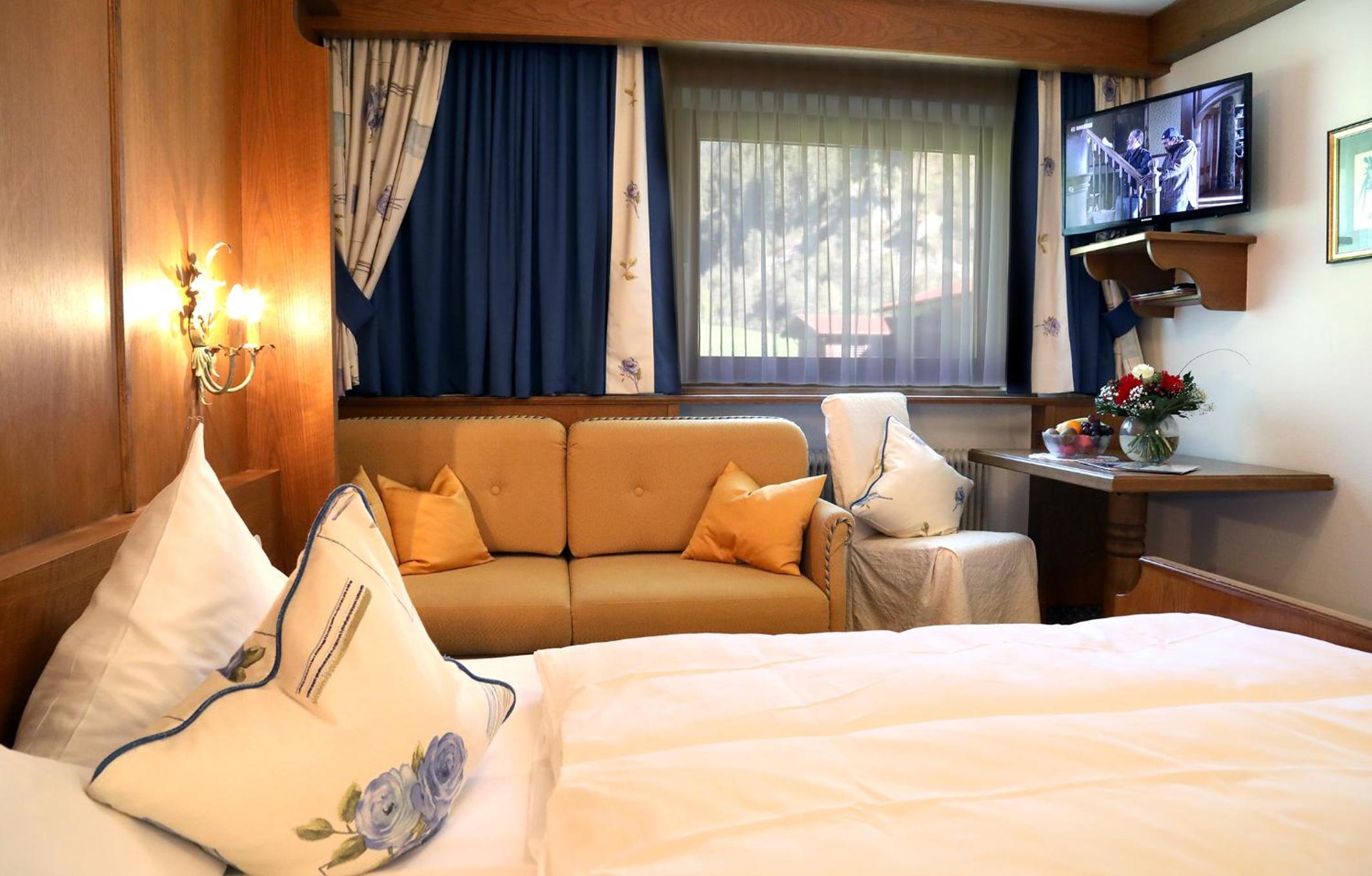 Standard Double Room - Photo 1