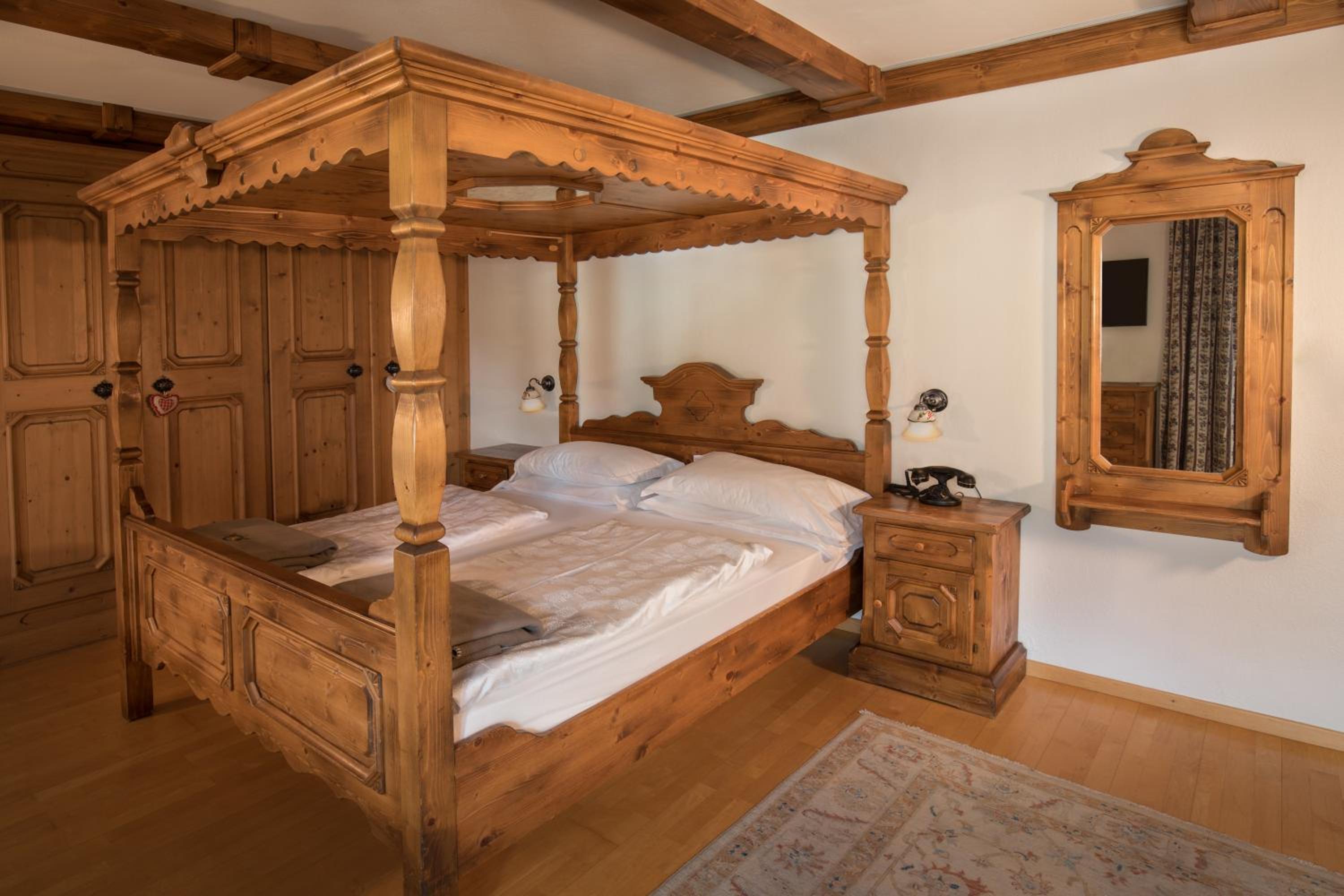 Superior Double or Twin Room - Photo 8