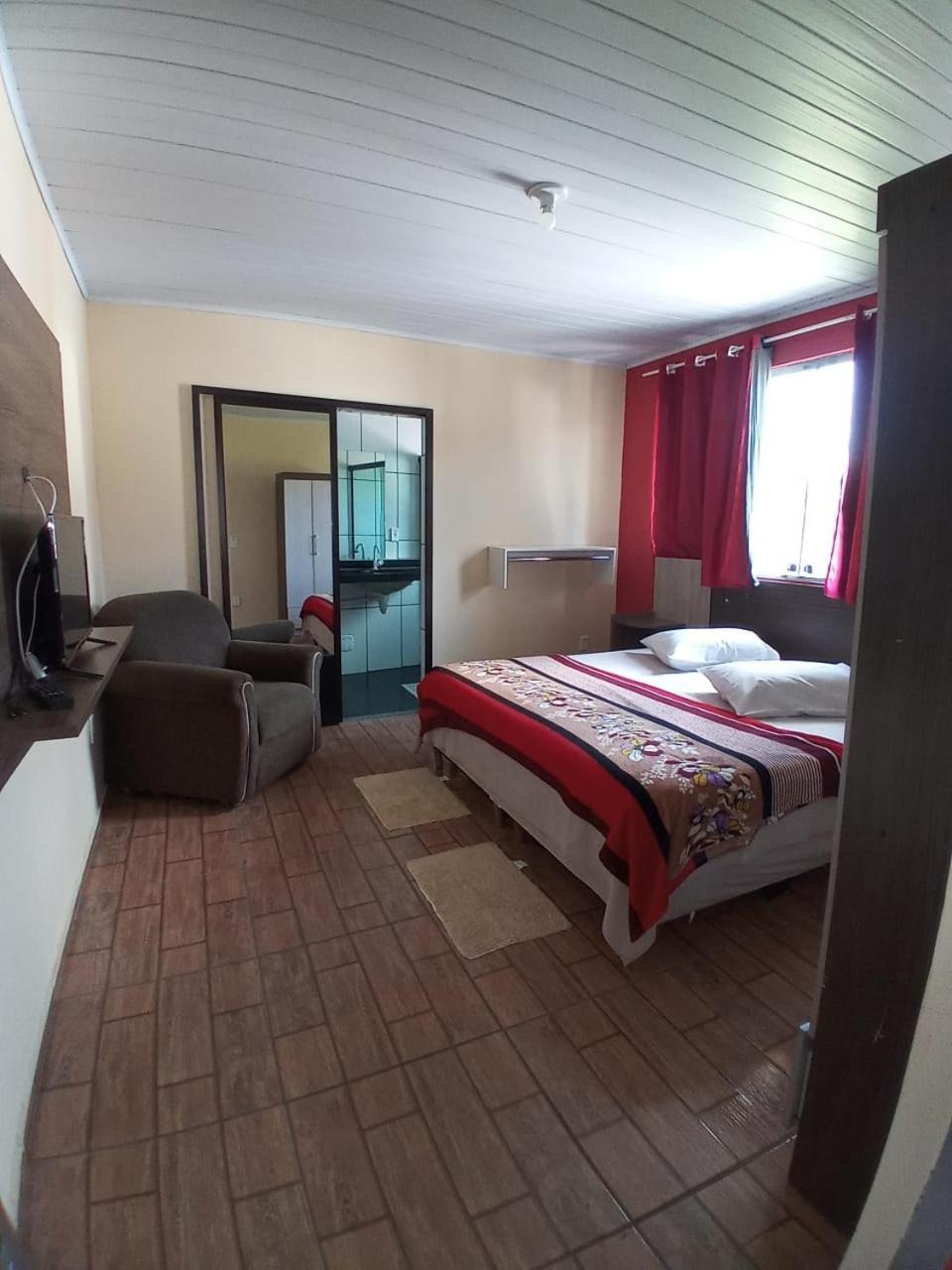 Standard Double Room photo 2
