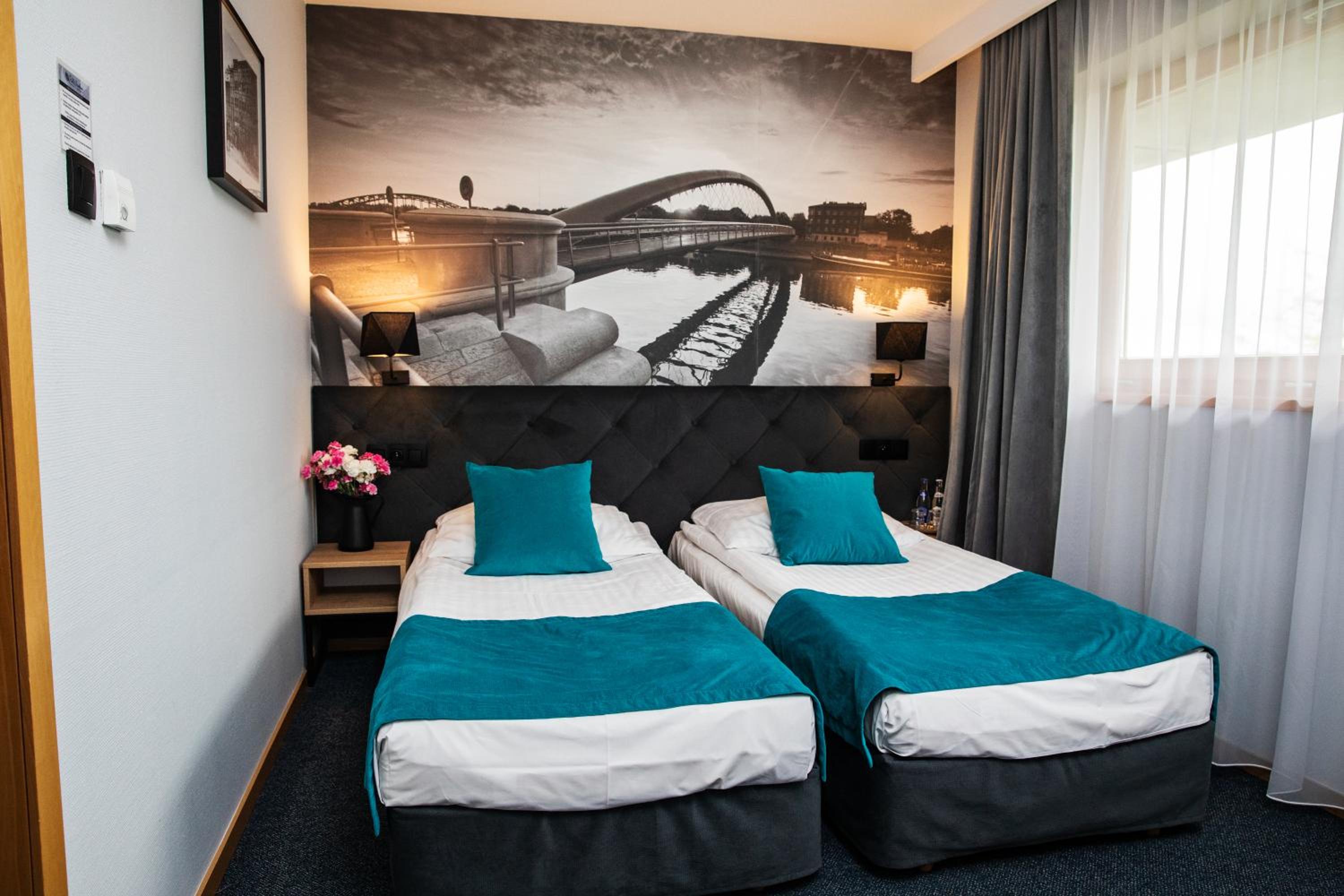 Twin Room with Side River View photo 1