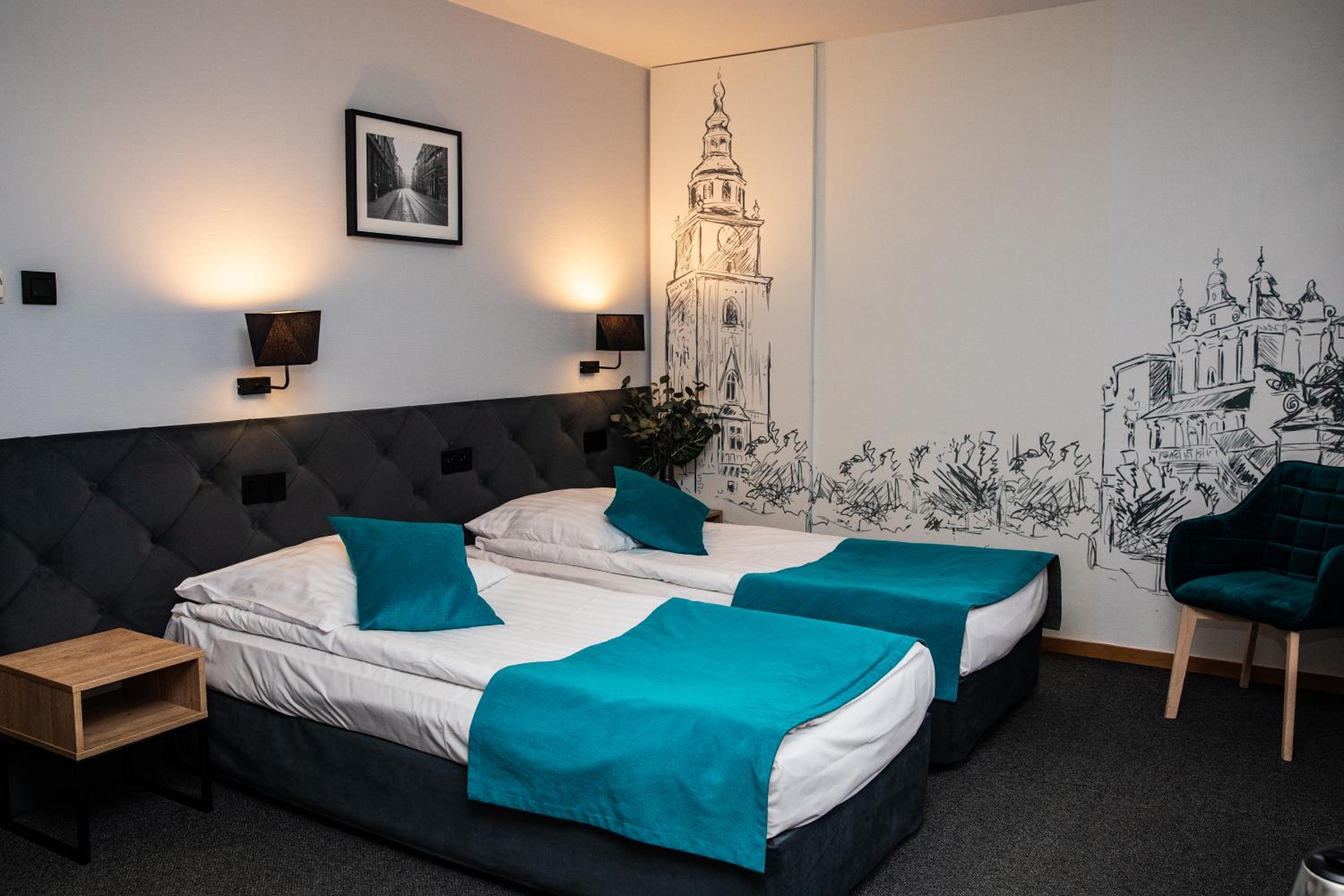 Standard Twin Room - Photo 1