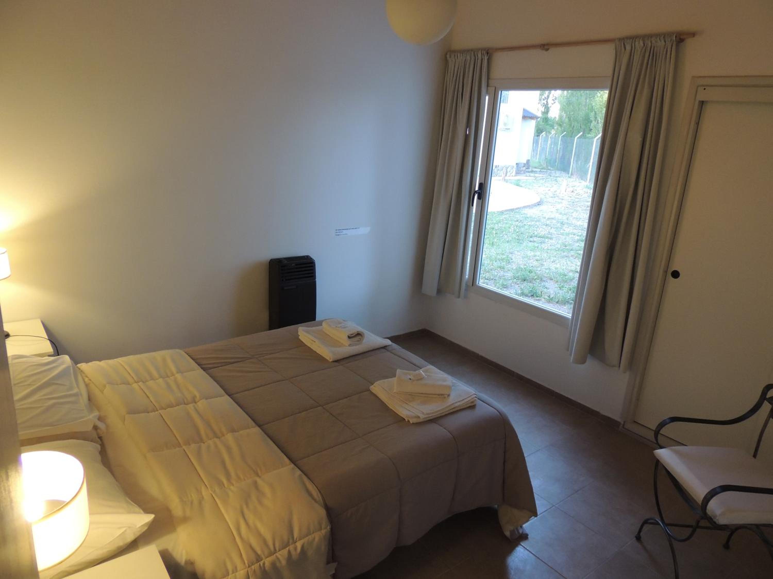 One-Bedroom House photo 3