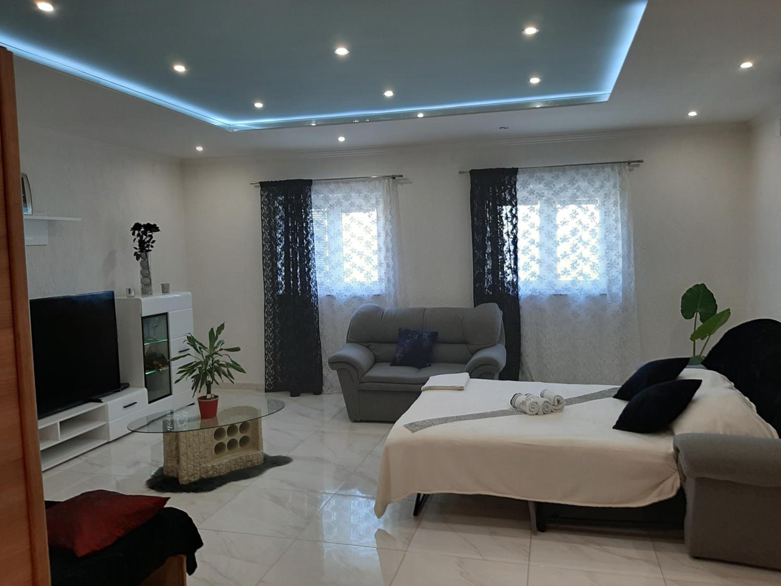 Studio Apartment with Sea View
