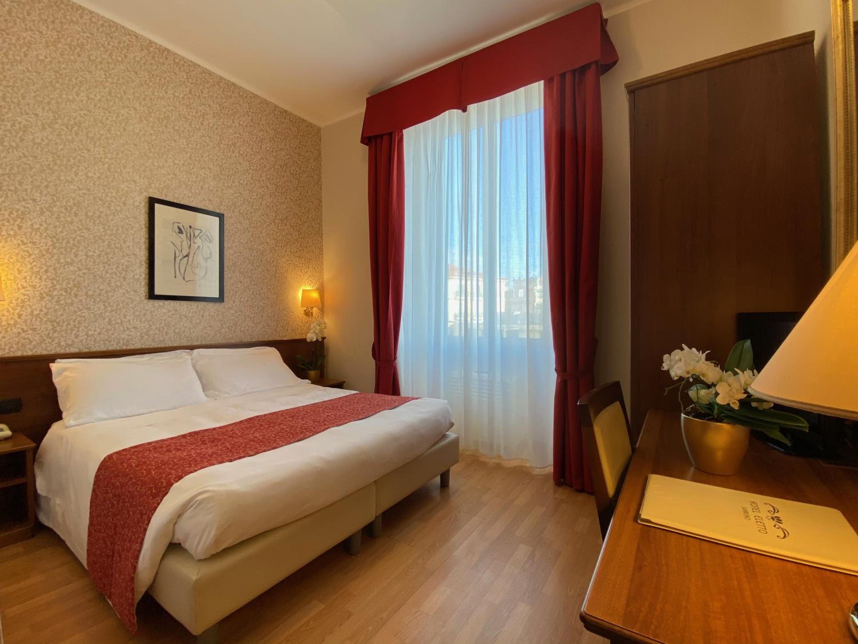 Standard Double Room - Photo 2