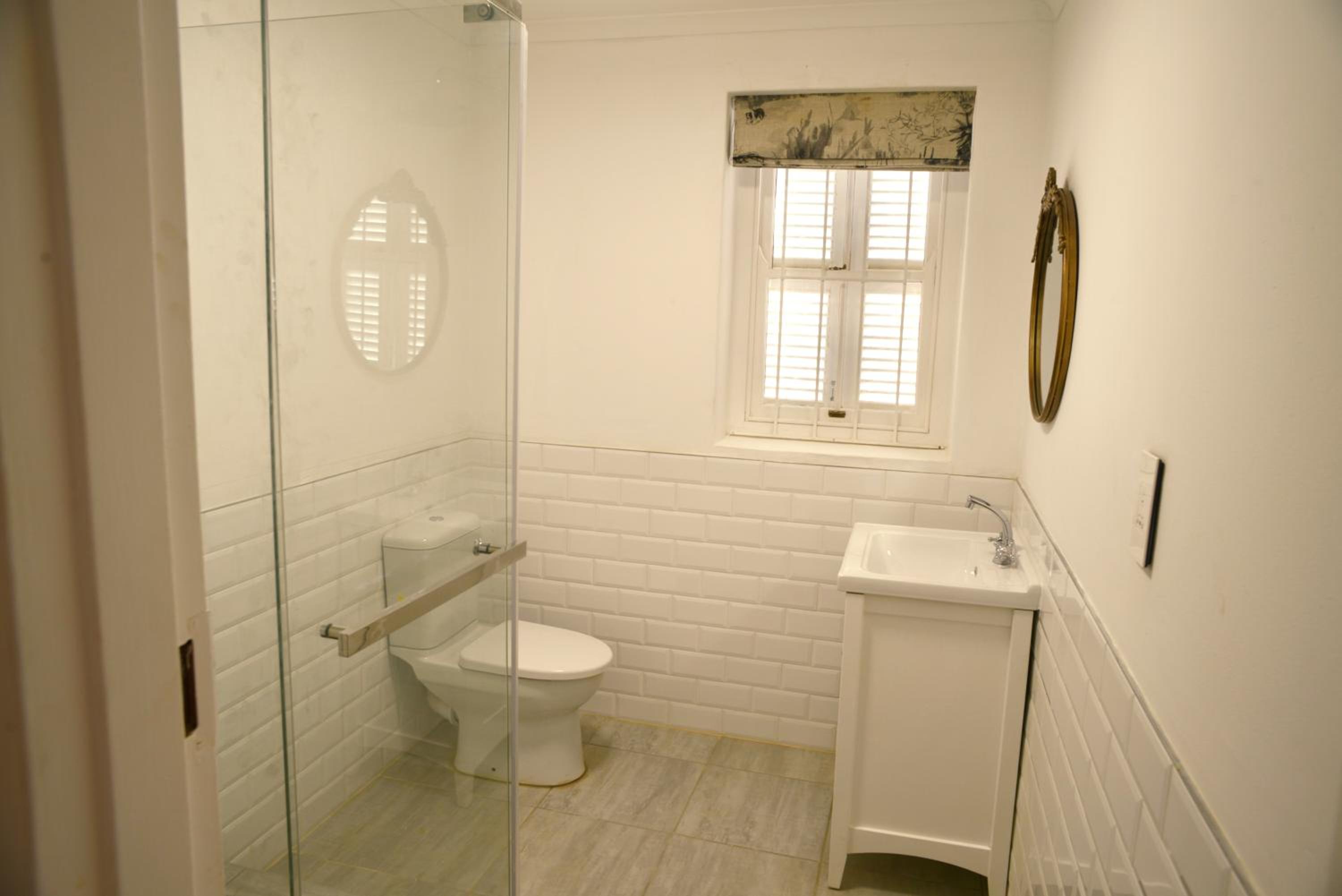 Suite - Photo 3
