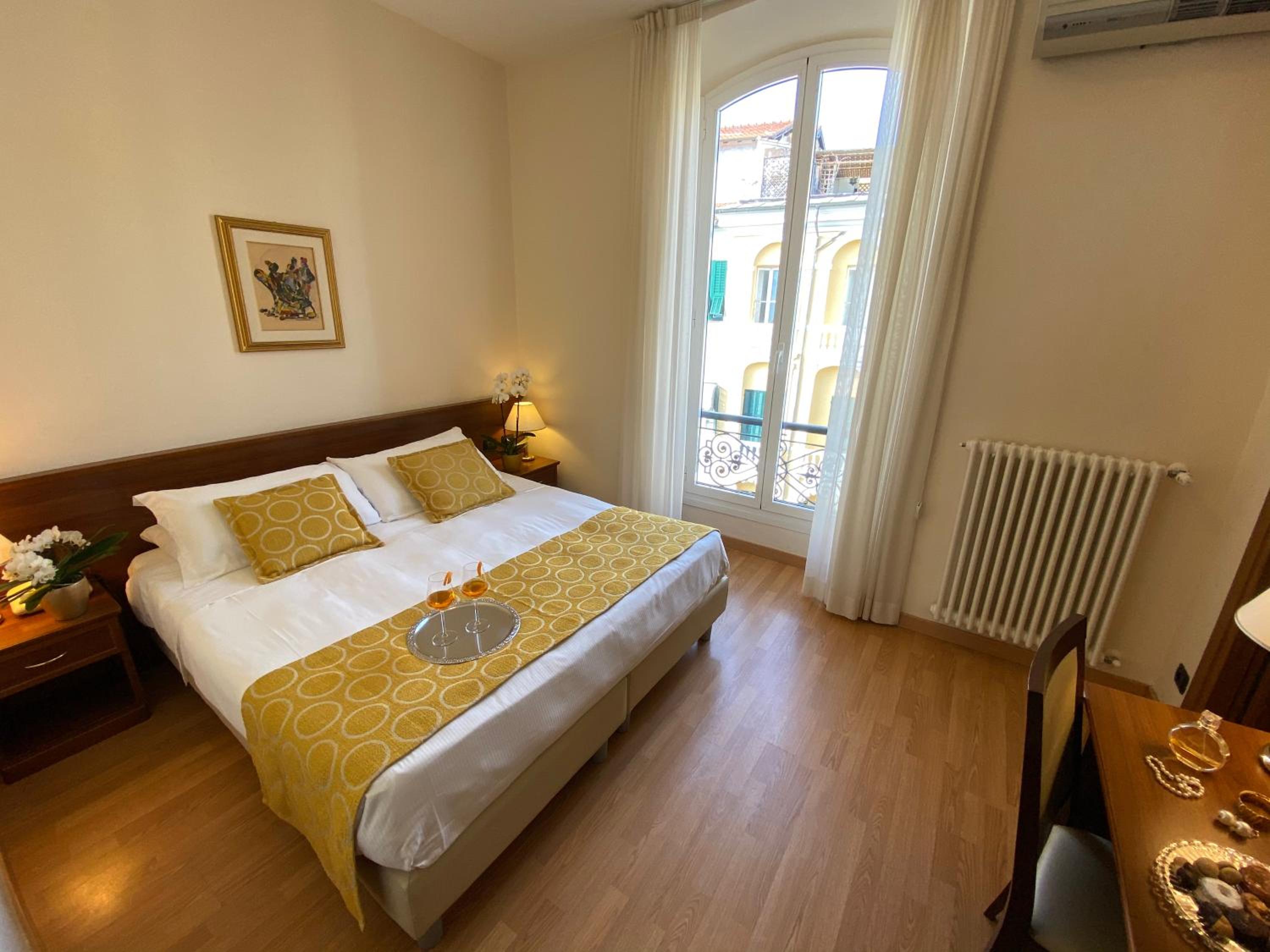 Triple Room - Photo 16
