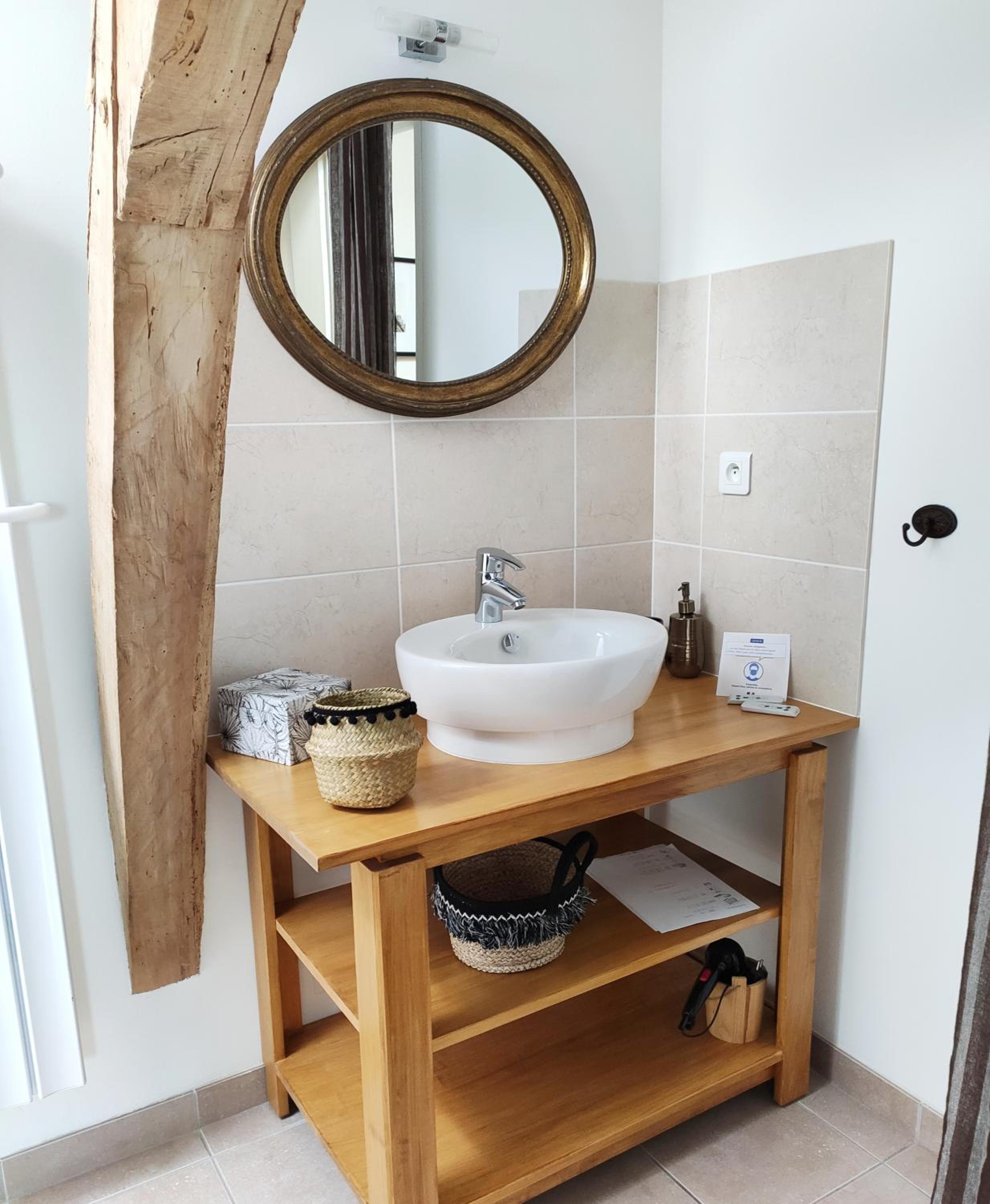 Double Room with Private Bathroom photo 1
