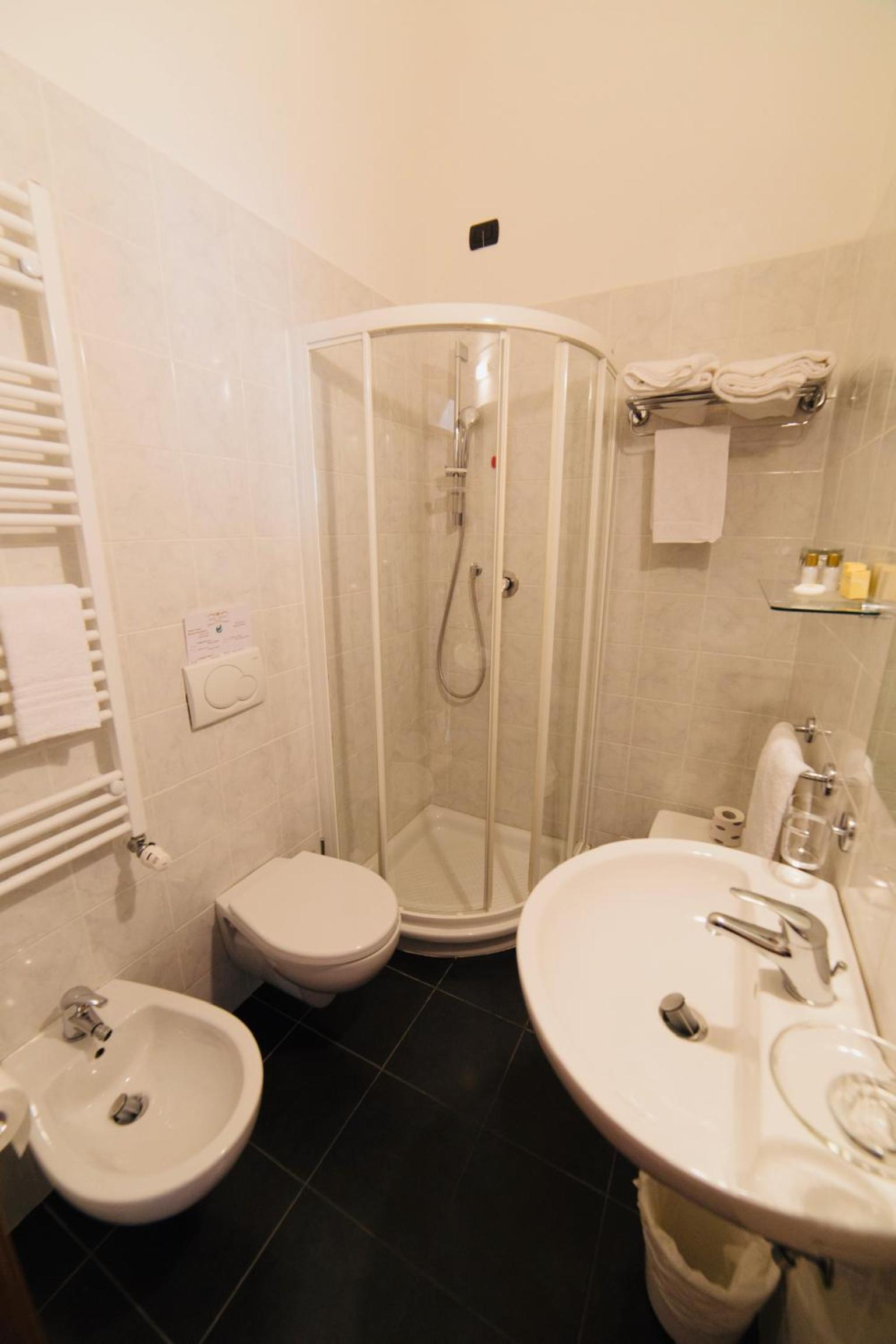 Superior Double Room - Photo 2