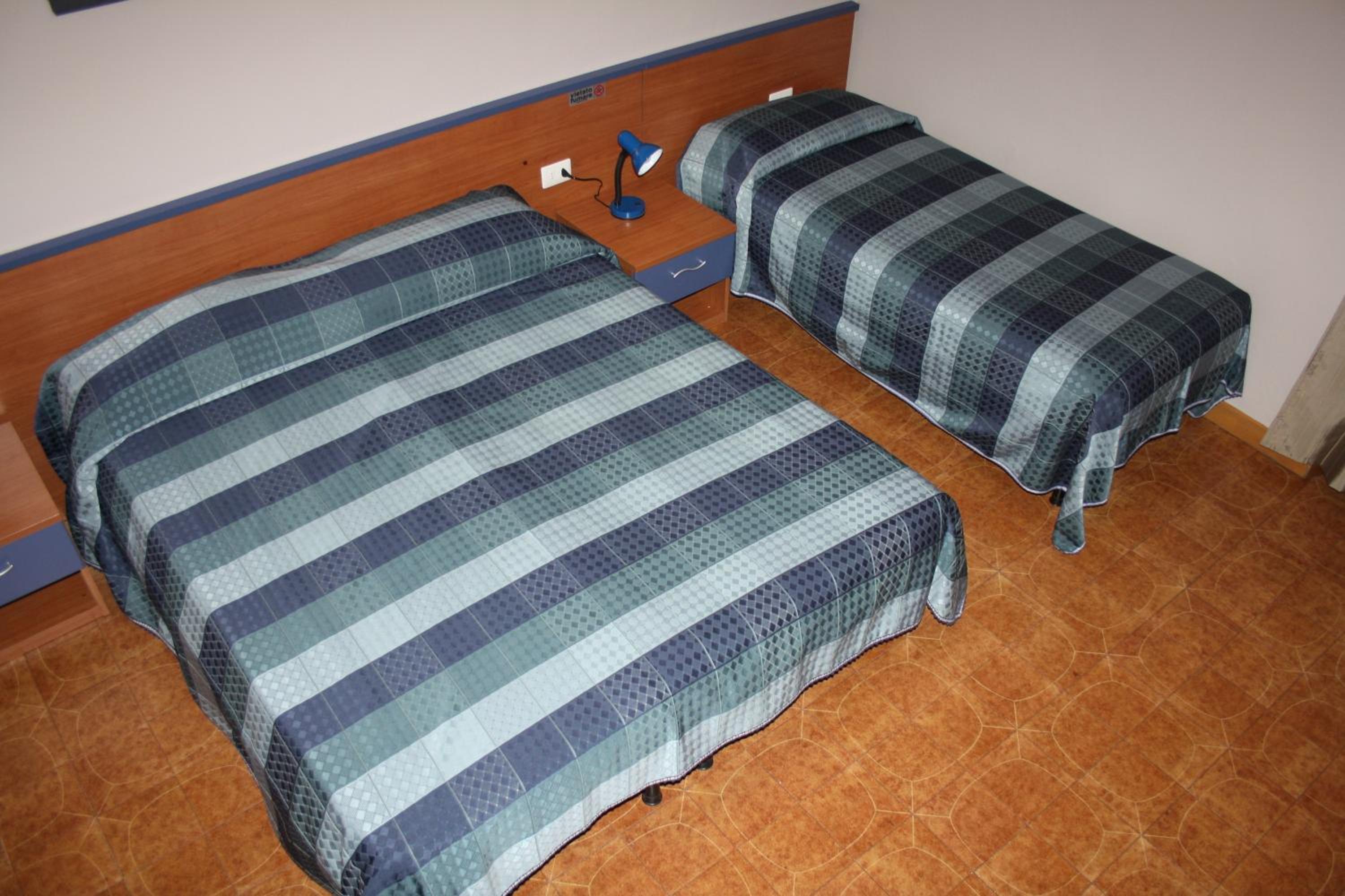 Triple Room with Private External Bathroom