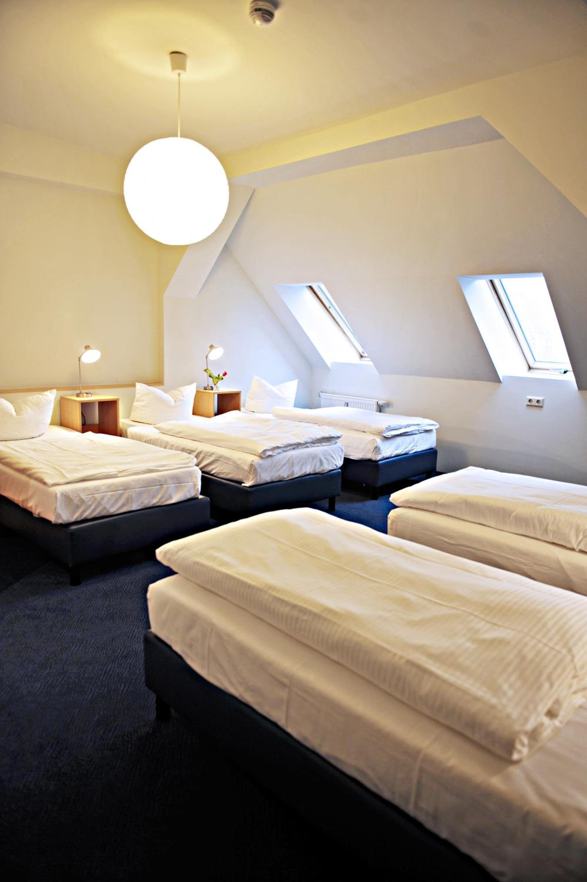 Quintuple Room photo 1