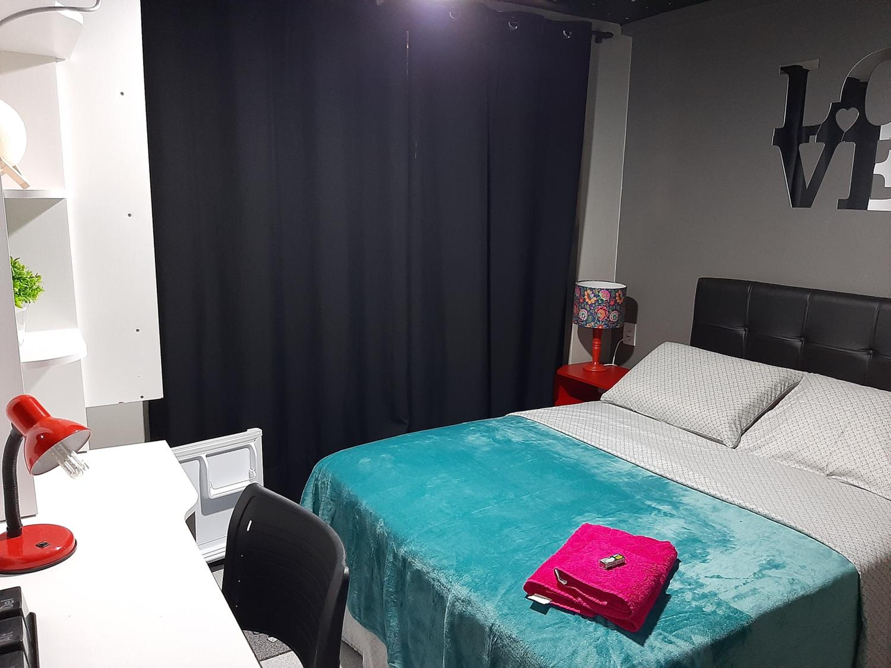 Budget Double Room - Photo 19
