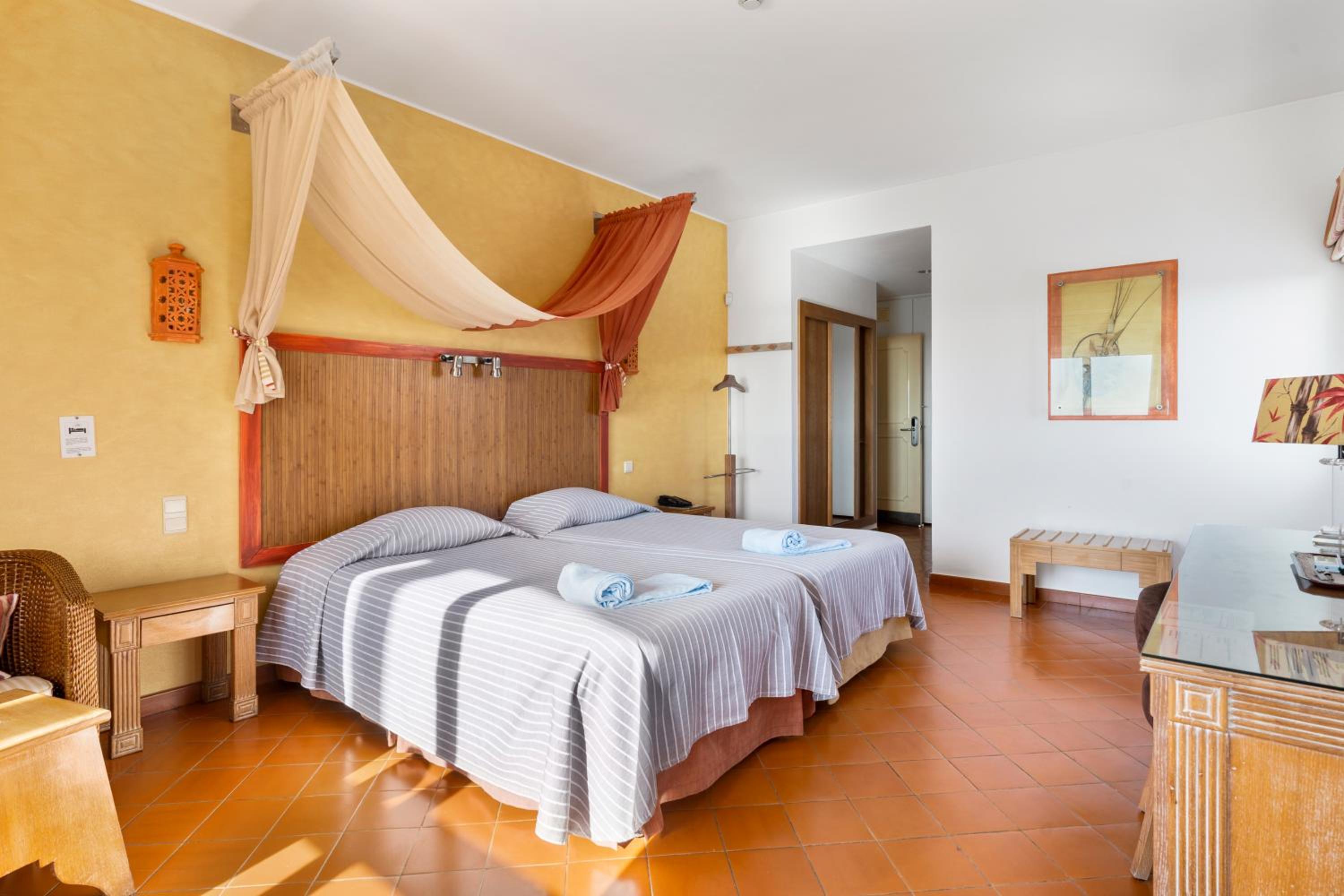 Large Single Room photo 1