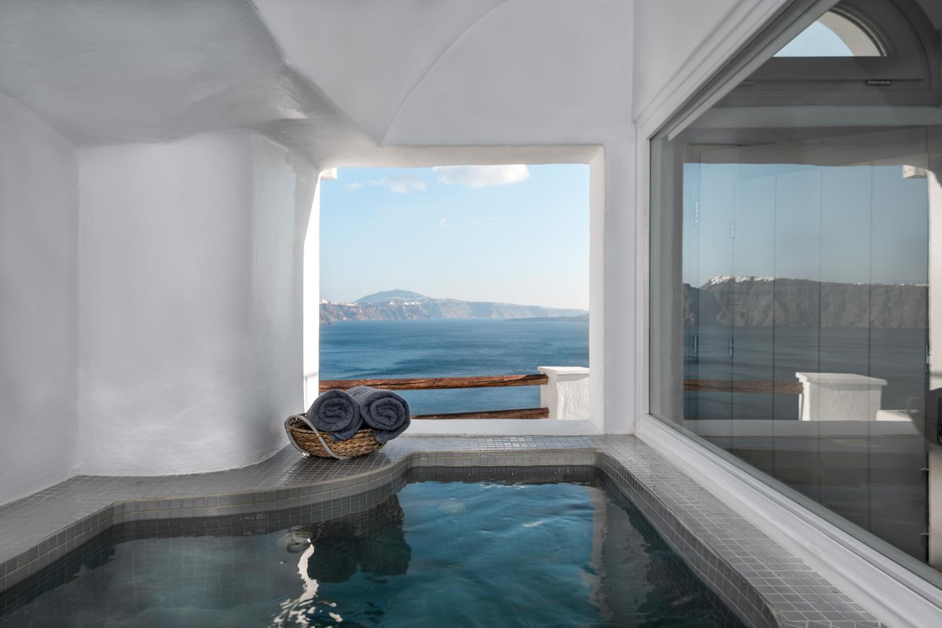 Cave Suite with Hot Tub Caldera & Sea View - Photo 4