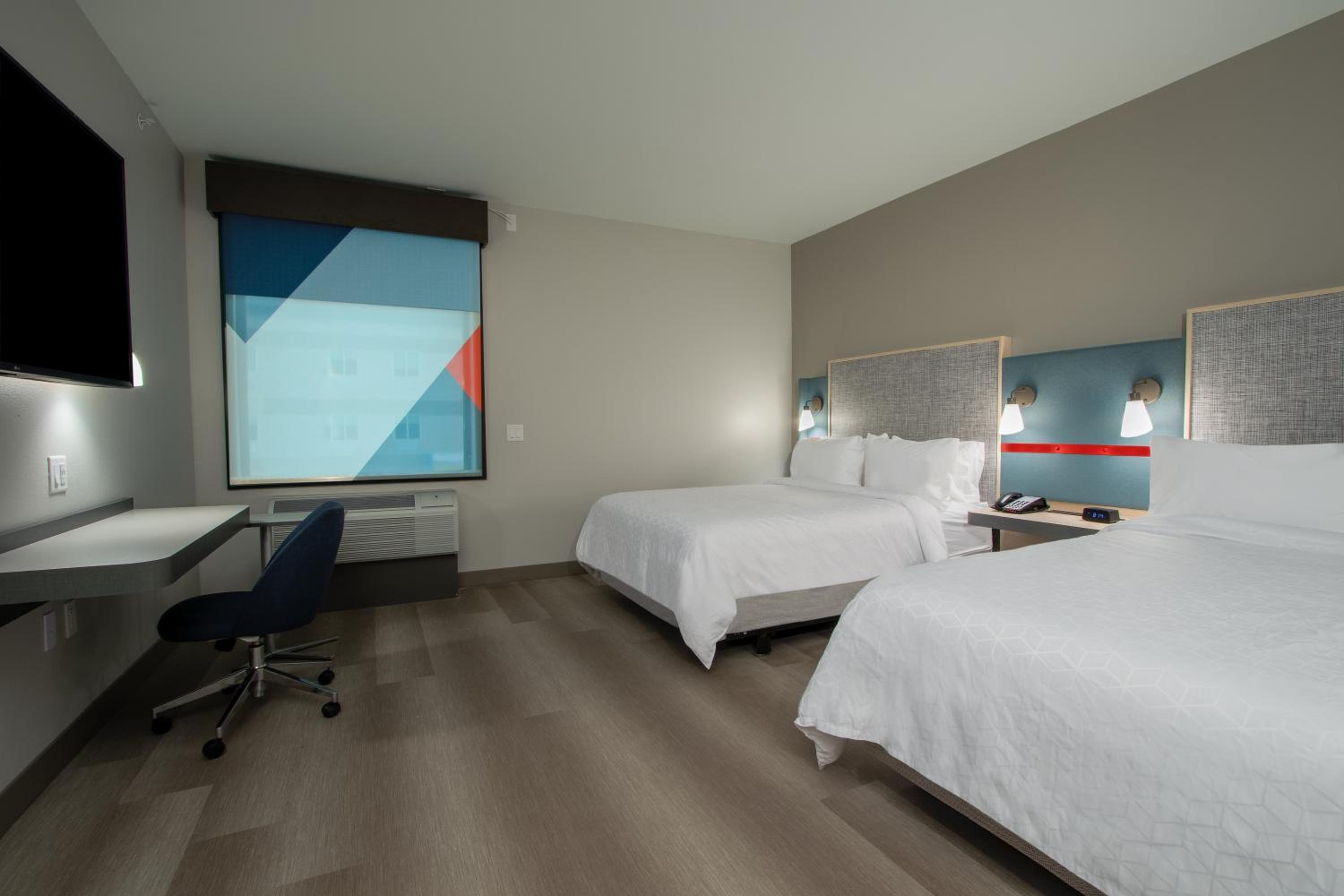 Standard Queen Room with Two Queen Beds - Photo 1