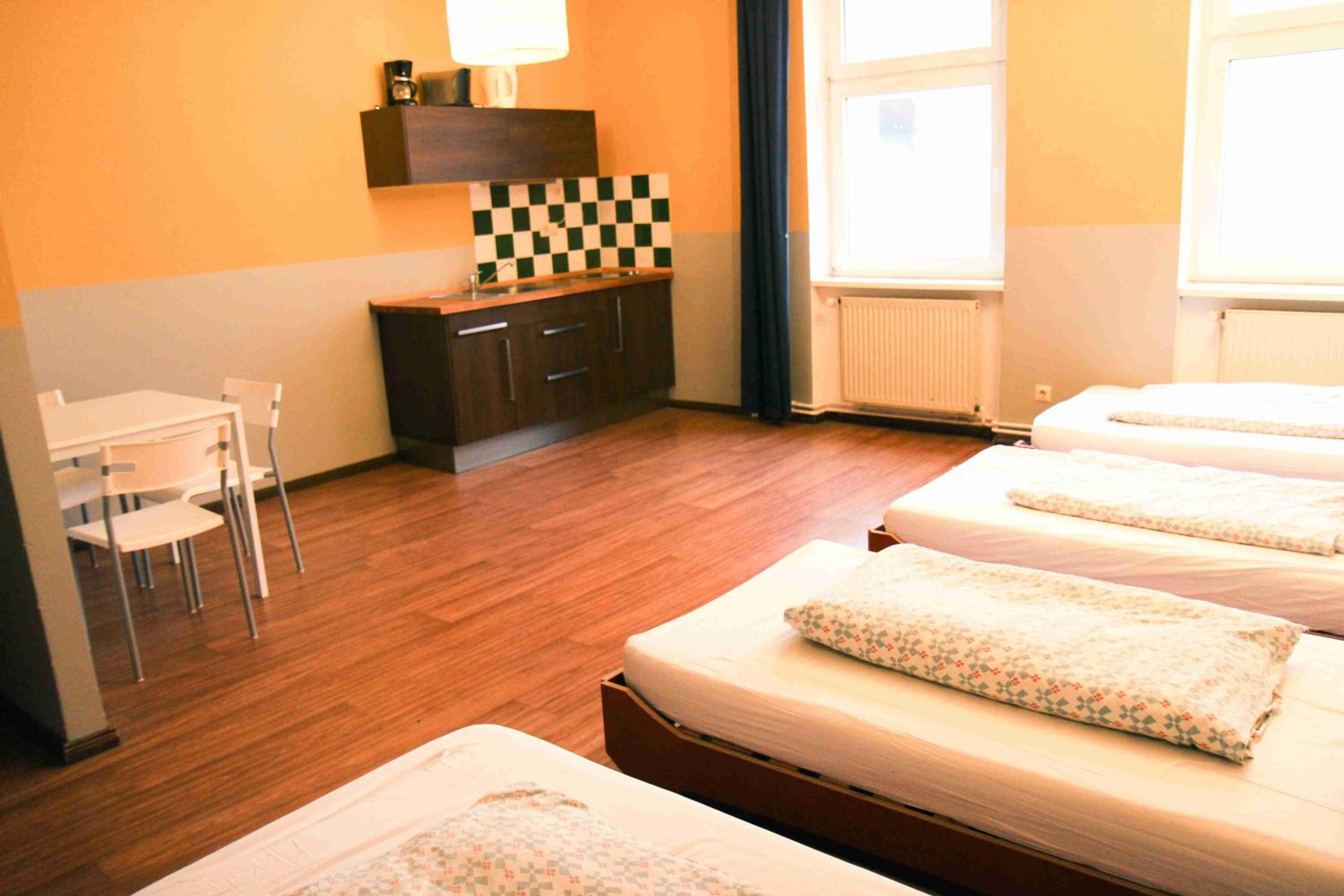 Apartment (4 Adults) photo 3