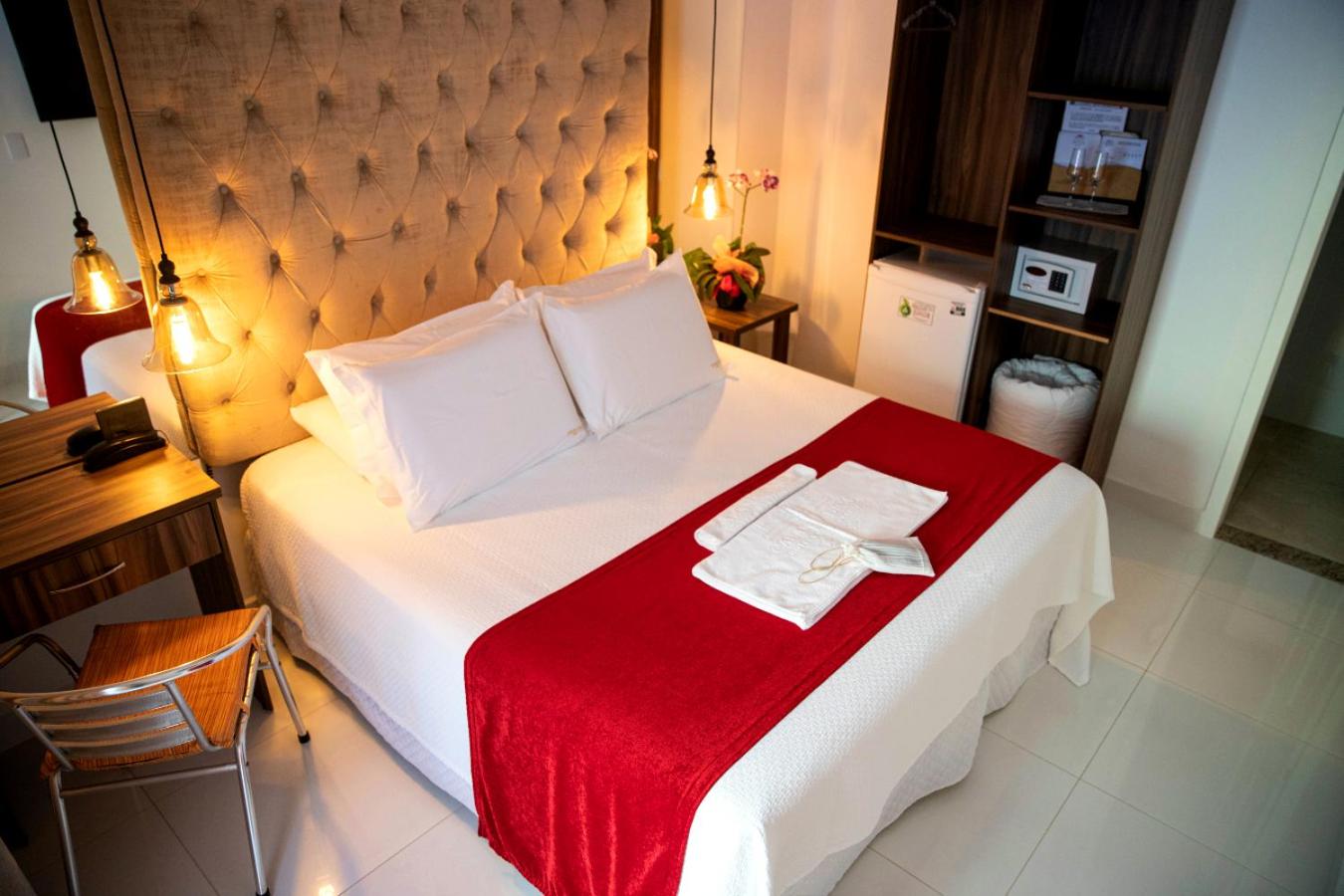 Queen Room with Spa Bath