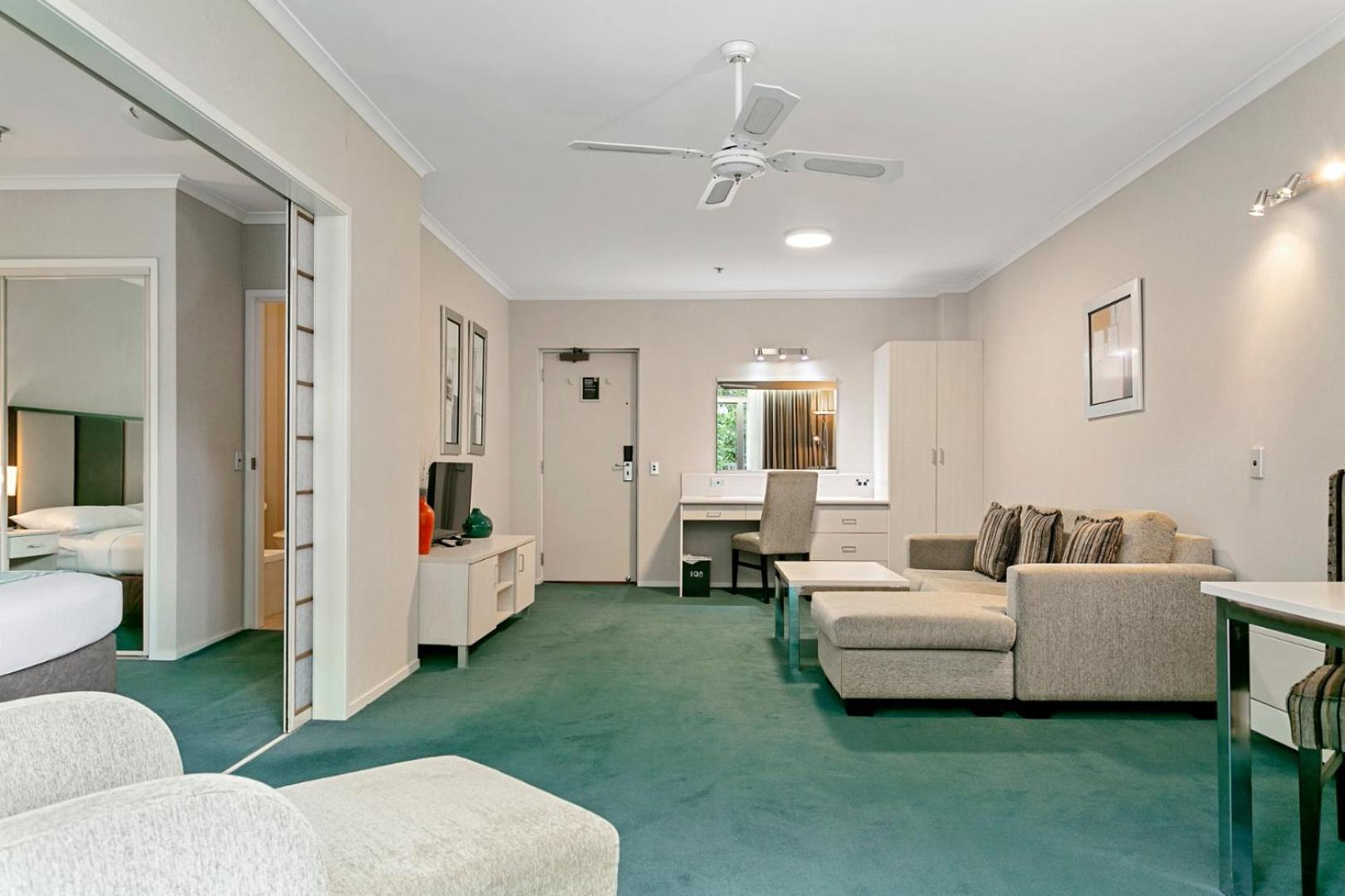 Junior Suite thumbnail 5