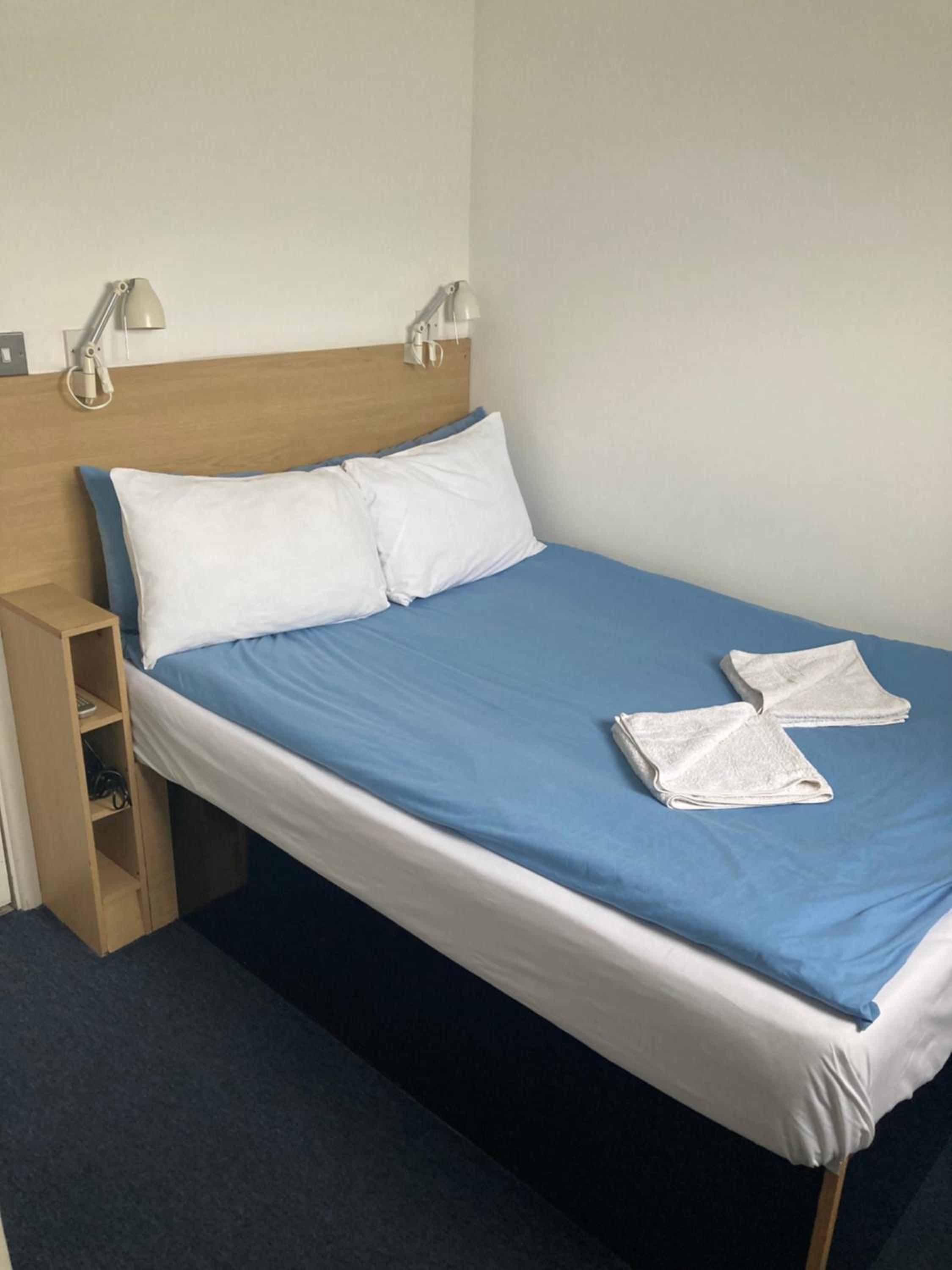 Double Room with Private Bathroom photo 1