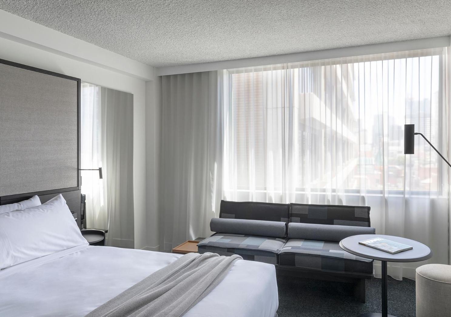 Lancemore Premium King Room – complimentary drinks during hosted hour and WiFi