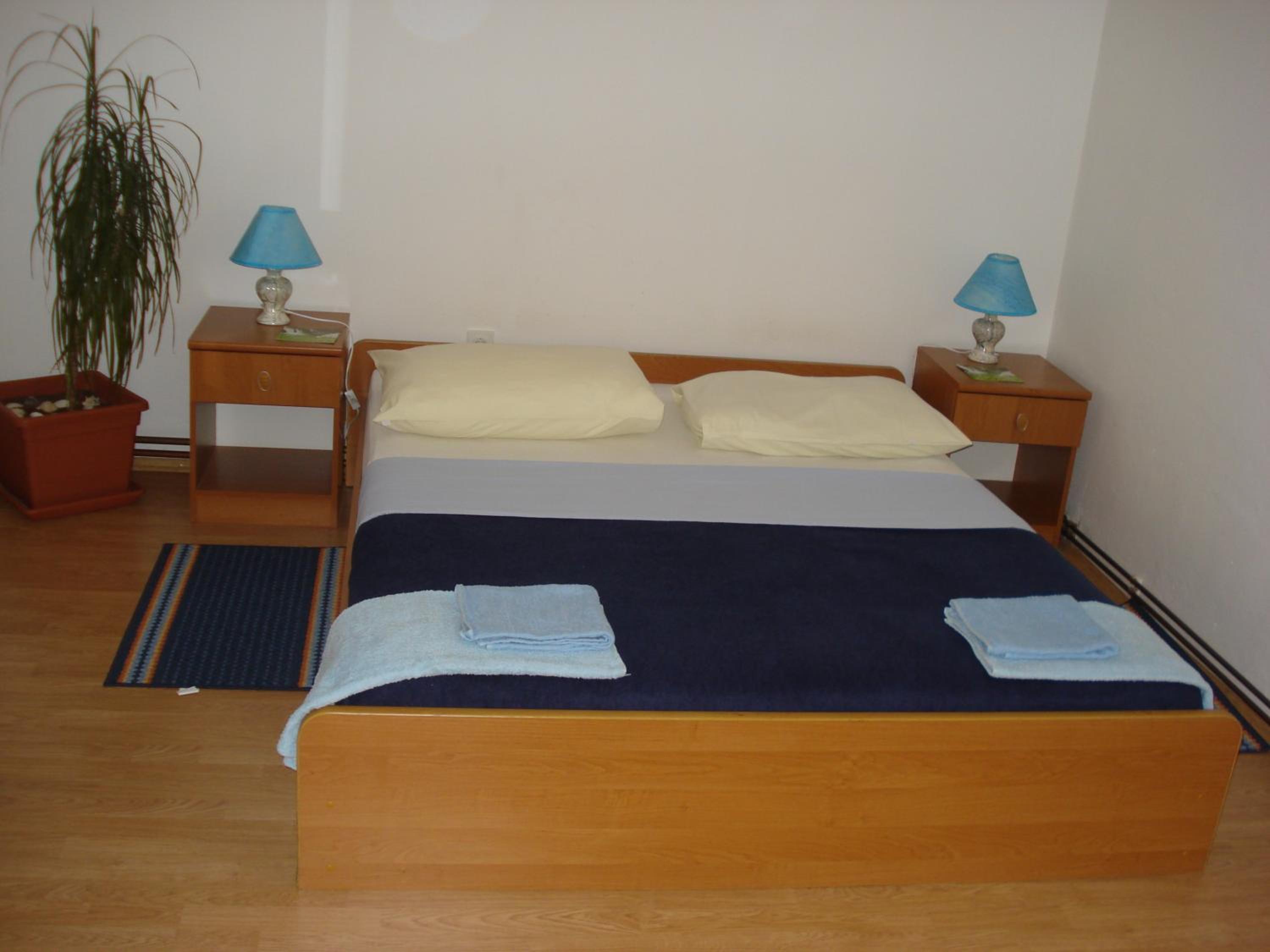 One-Bedroom Apartment with Terrace