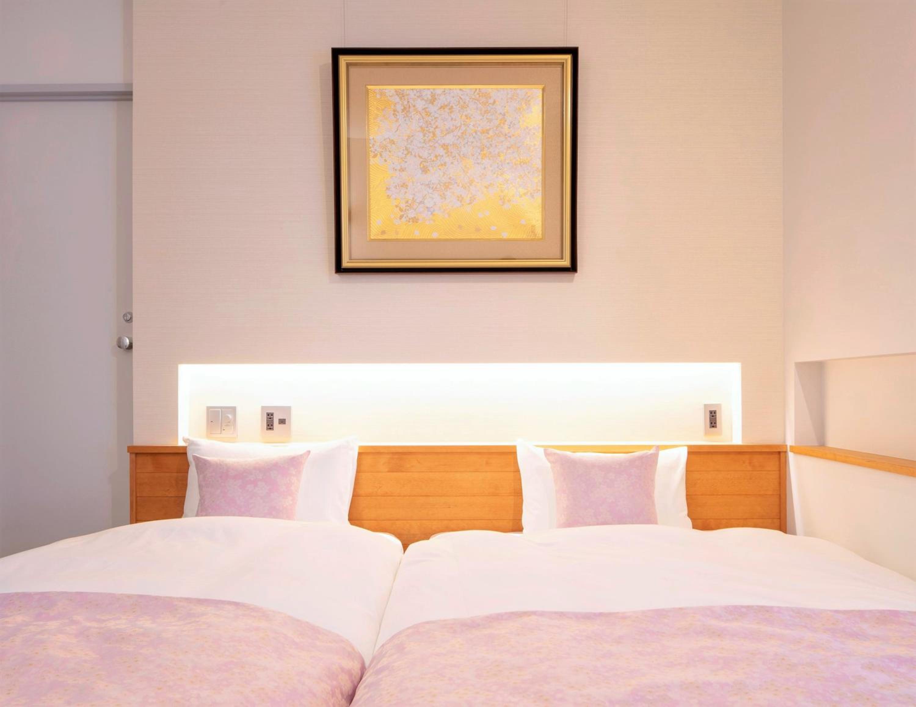 Superior Twin Room - Photo 13