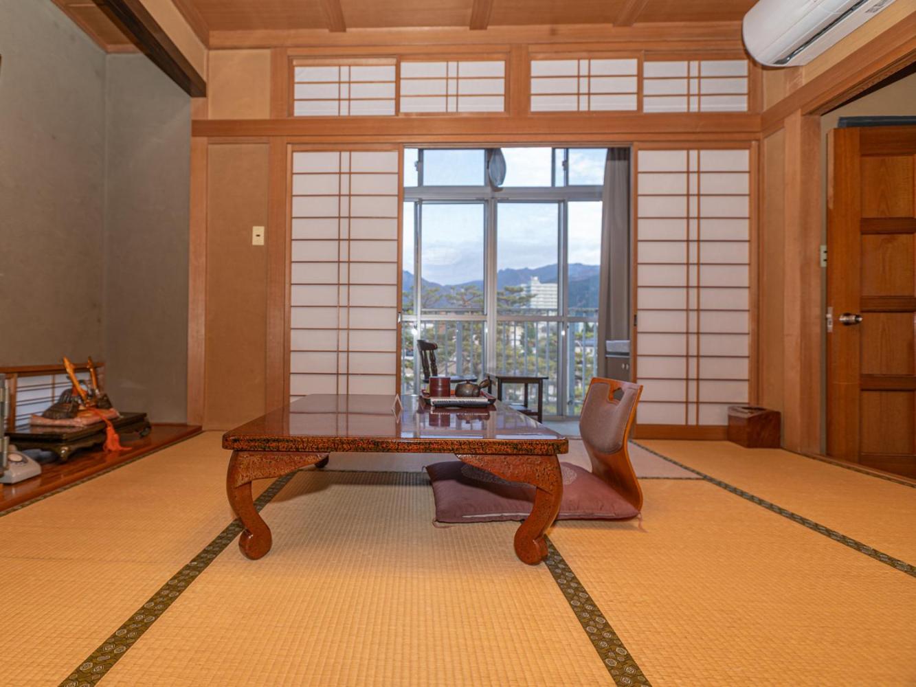 Japanese-Style Room (10Tatami) - 3rd Floor photo 3