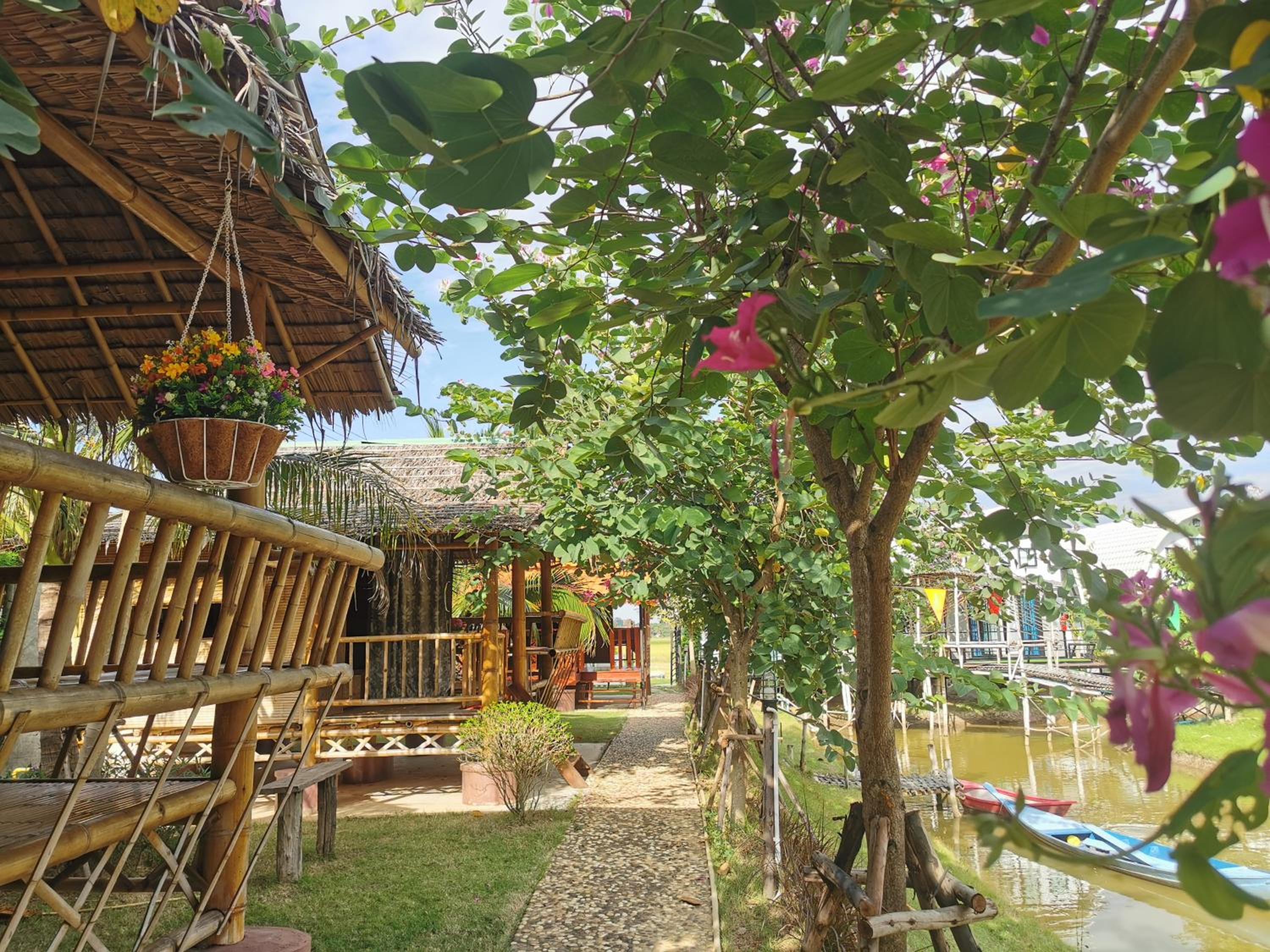 Double Room with Garden View - Photo 4